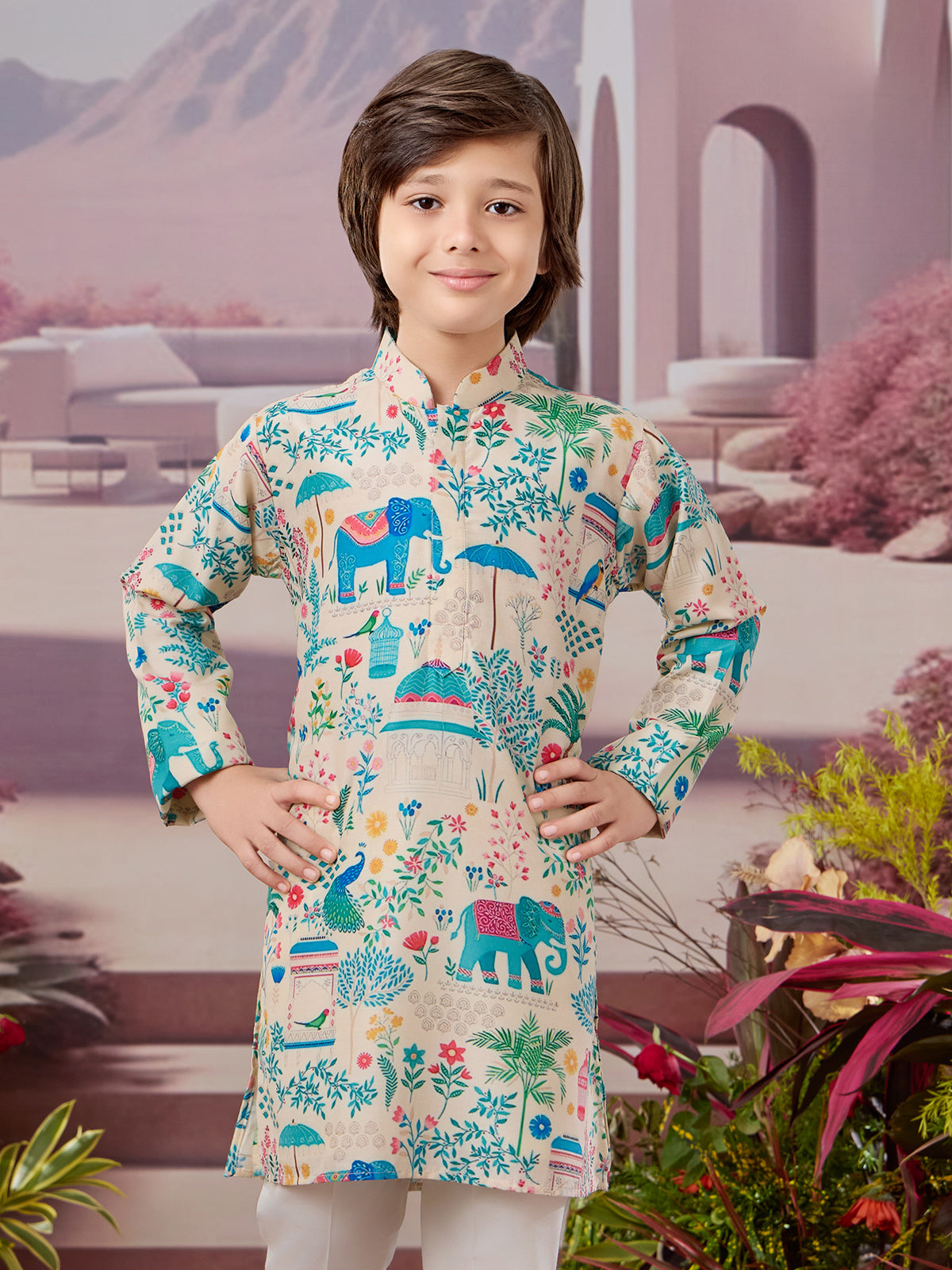Cream silk kurta set with animal charm