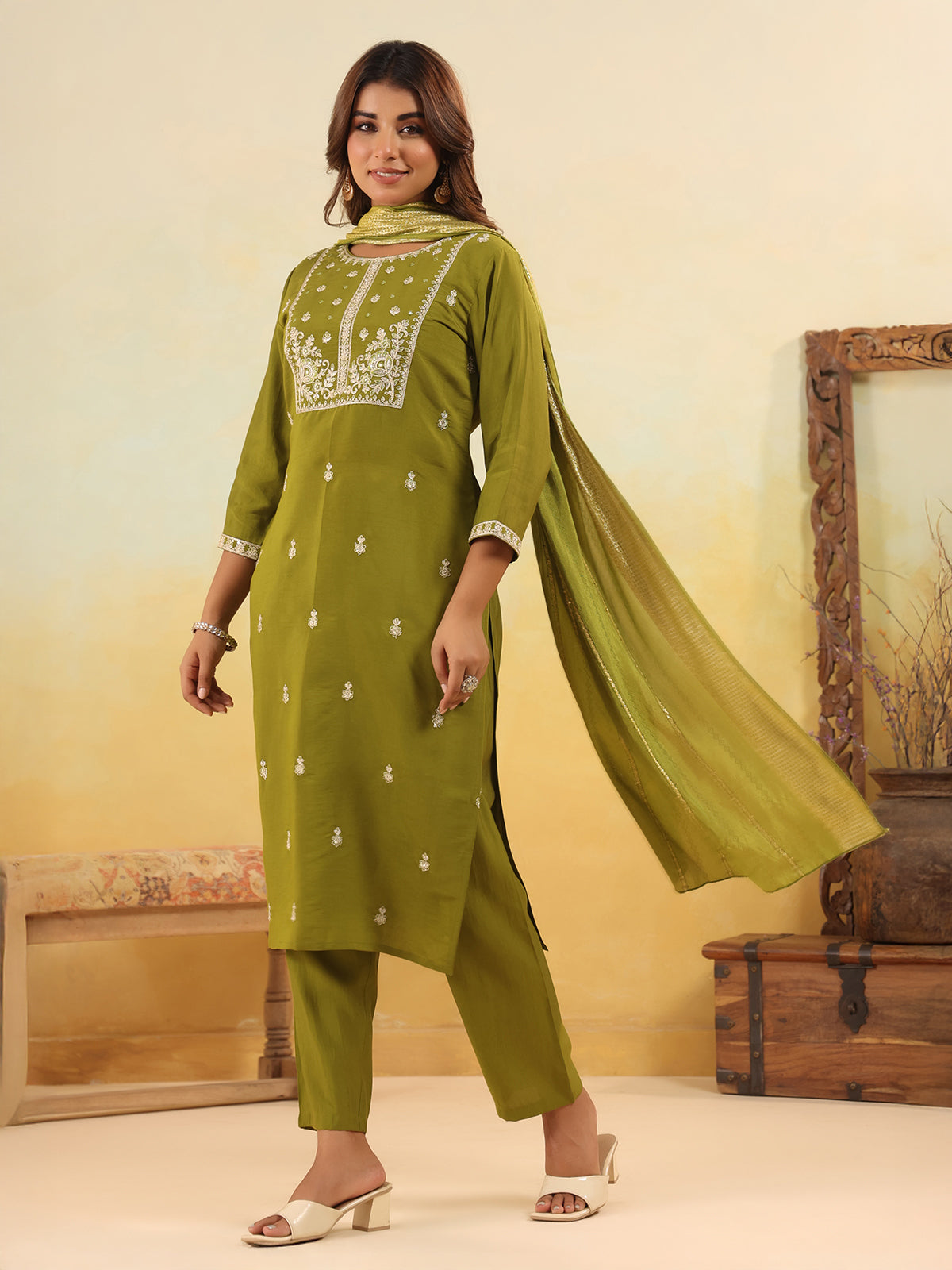 Mehendi green yoke style silk kurti set