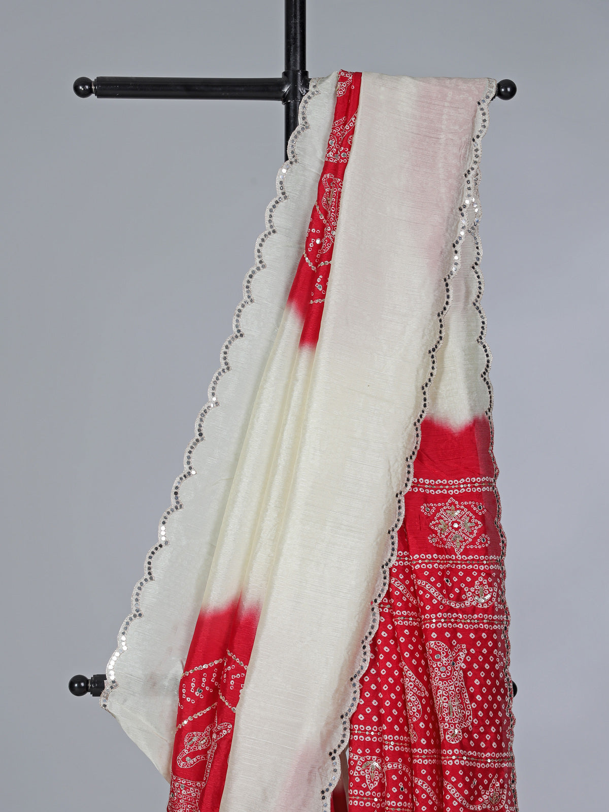 White and red bandhej muslin silk saree