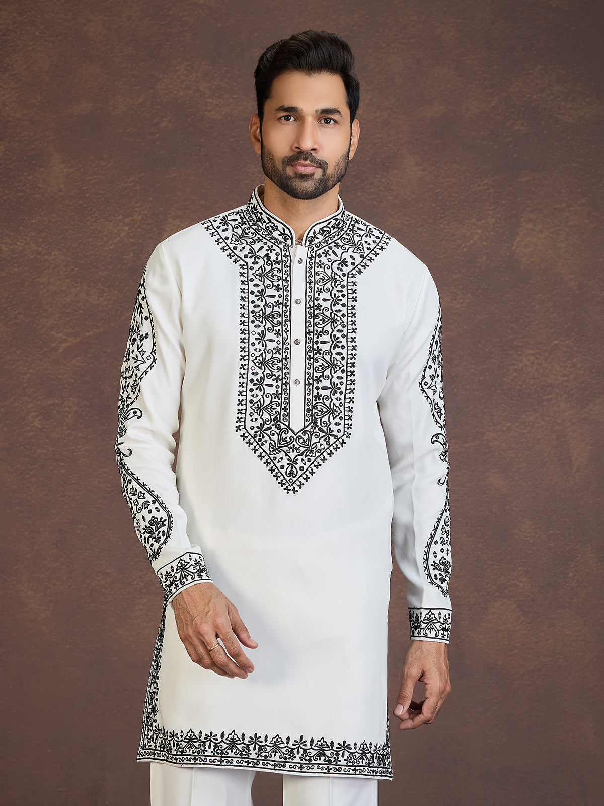 White viscose blend kurta suit with contrast thread work