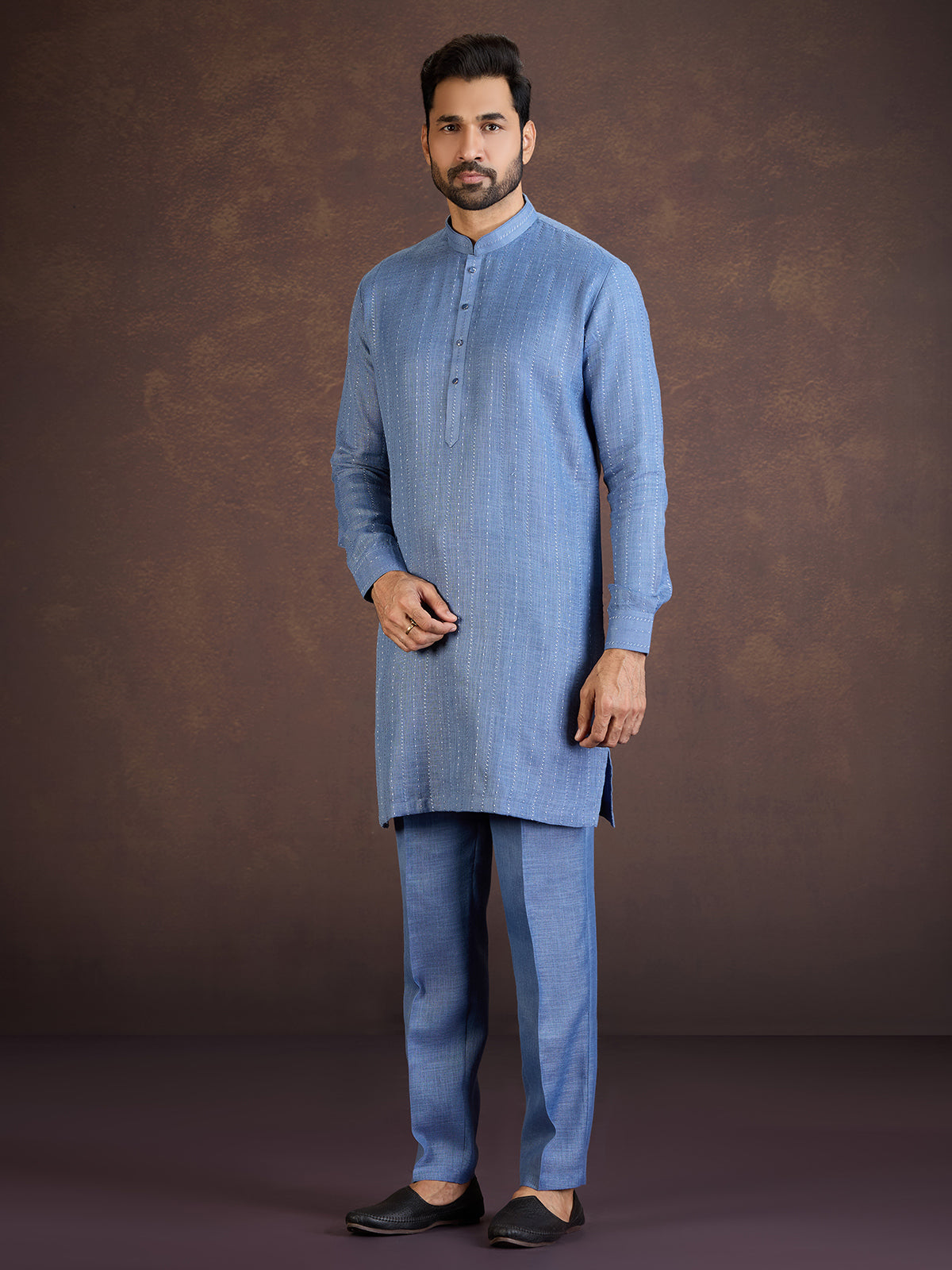 Blue thread worked cotton linen kurta suit