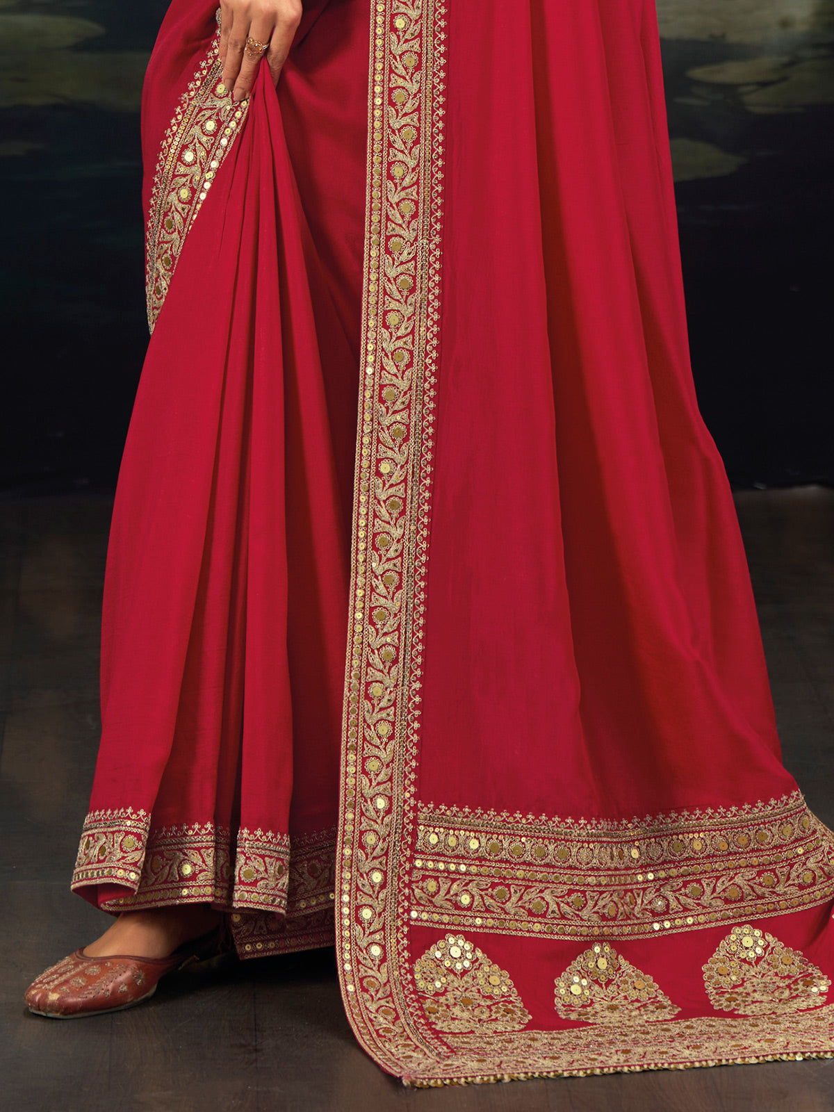 Maroon plain silk saree with highlighted border