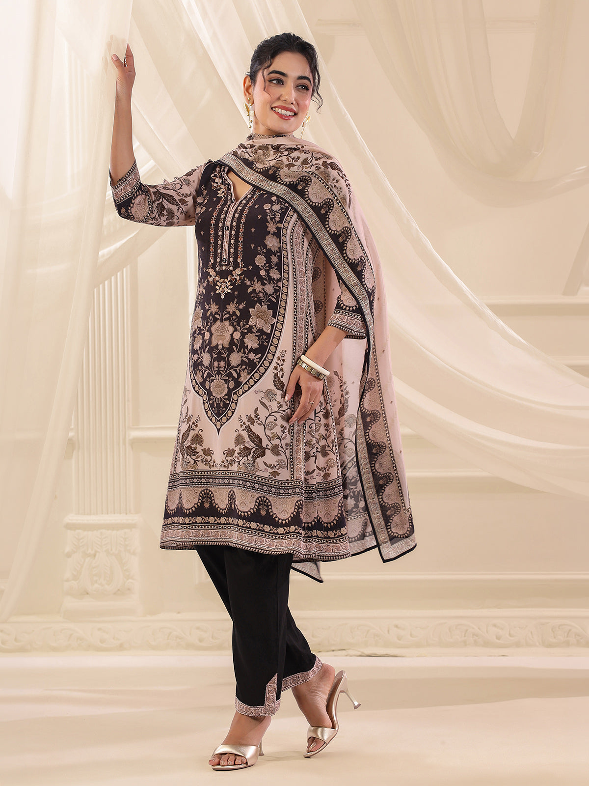 Black viscose crepe printed kurti set with dupatta