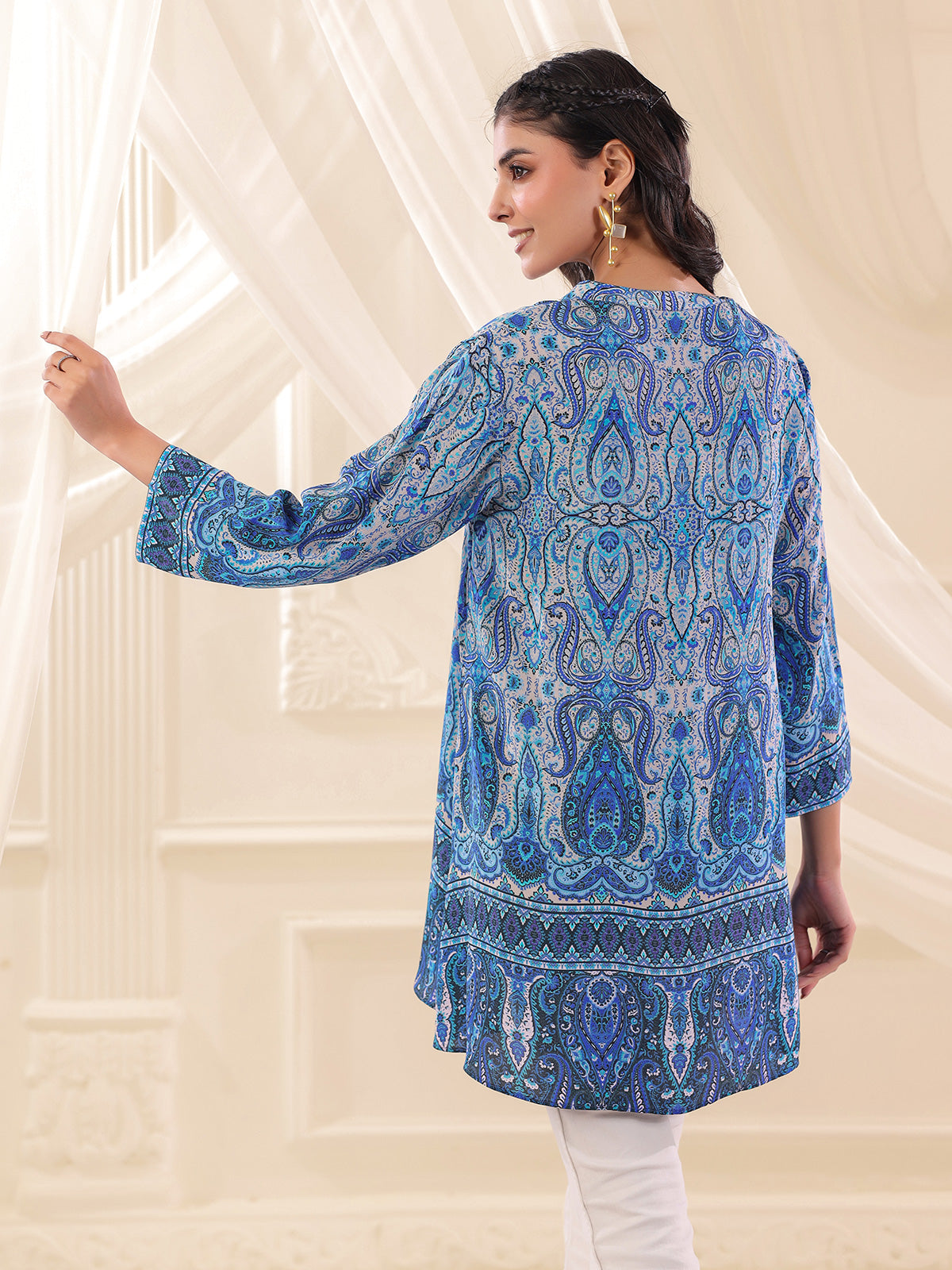 Blue viscose crepe printed casual short kurti for women