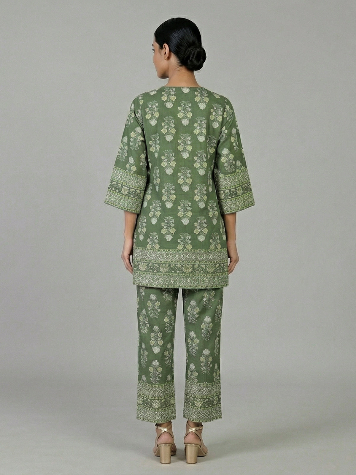 Mehendi green cotton floral printed casual co ord set