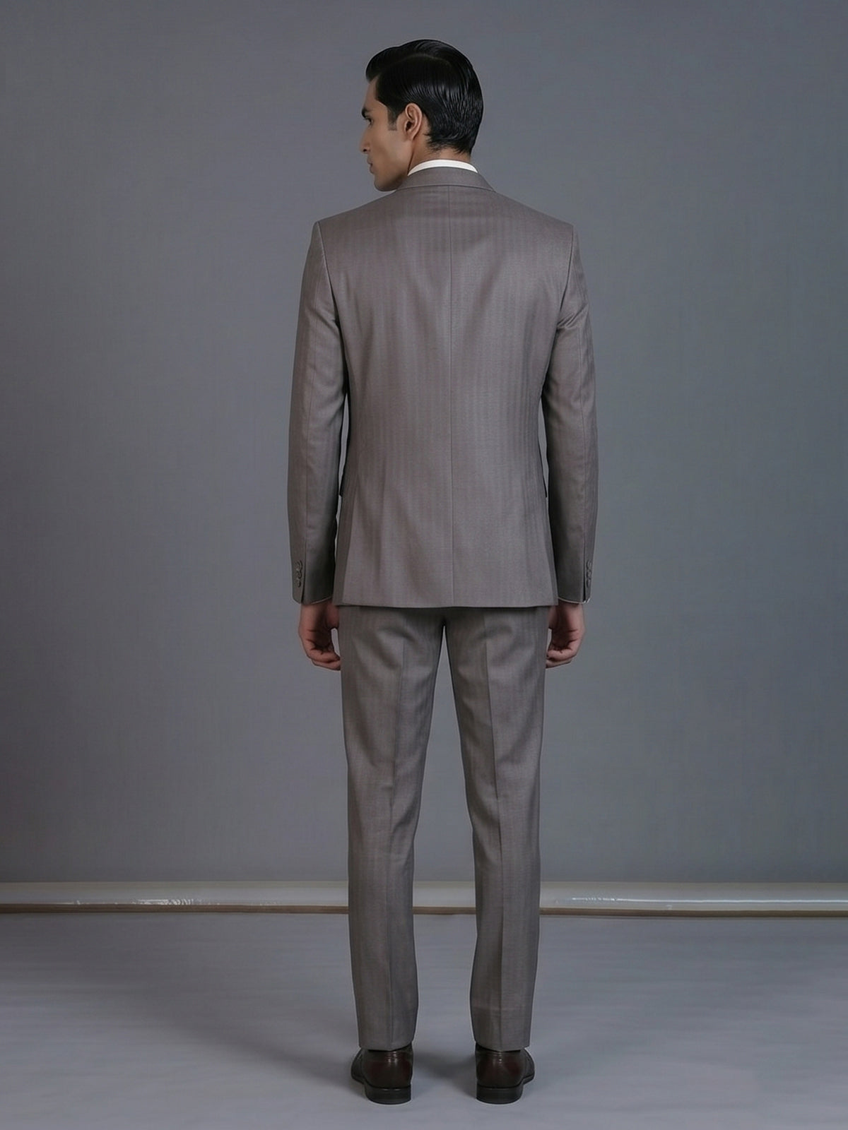 Pastel grey polyster viscose coat suit