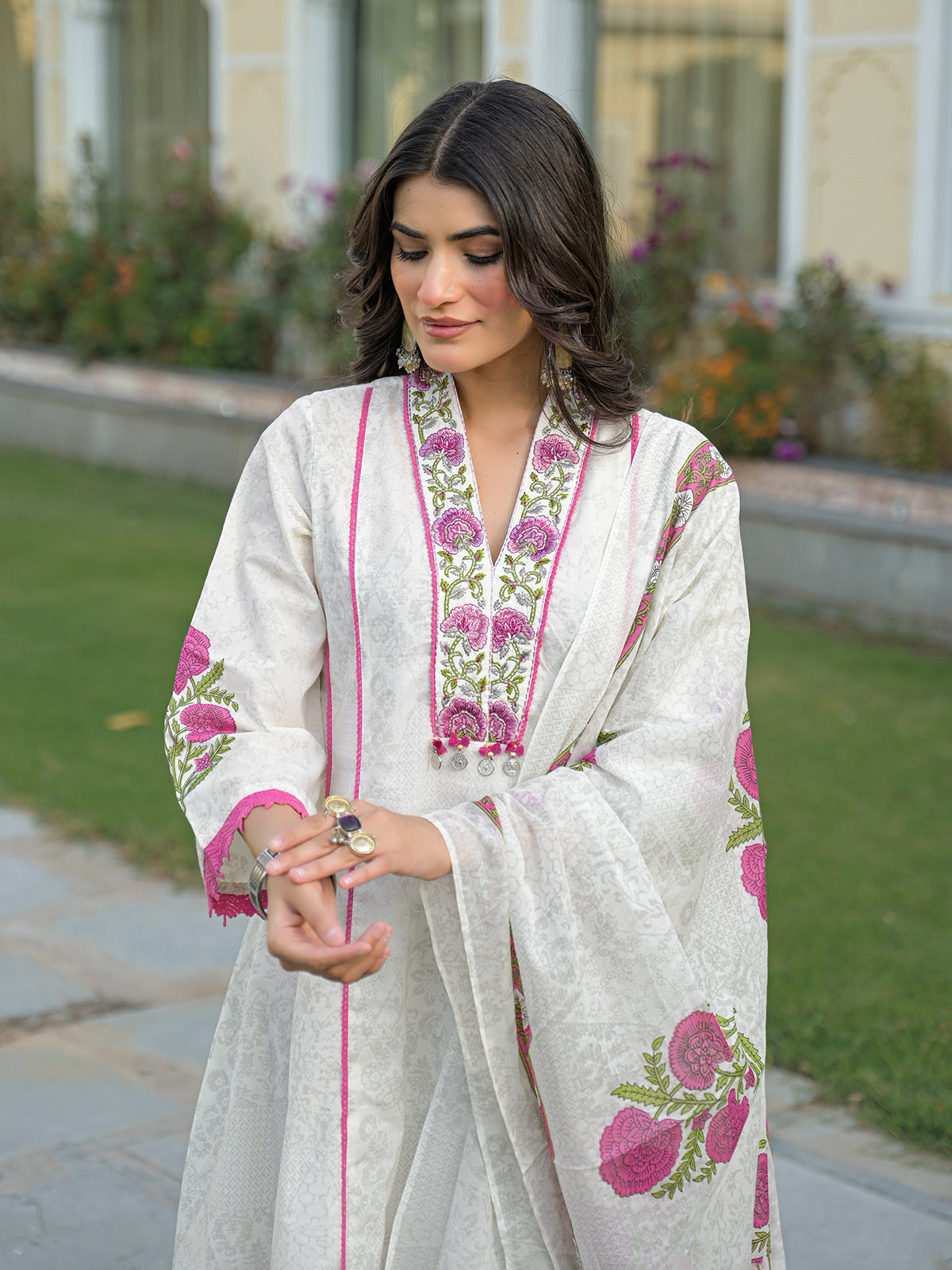 White cotton kurti set with pink prints