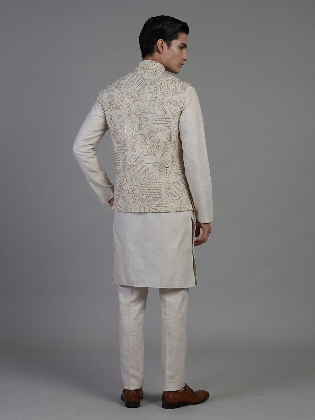 Beige silk waistcoat set with sequin and embroidery