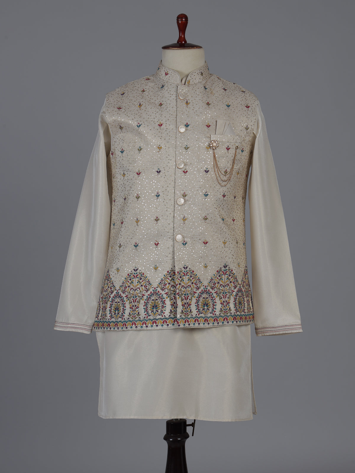 Beige silk waistcoat set with embroidered and sequins