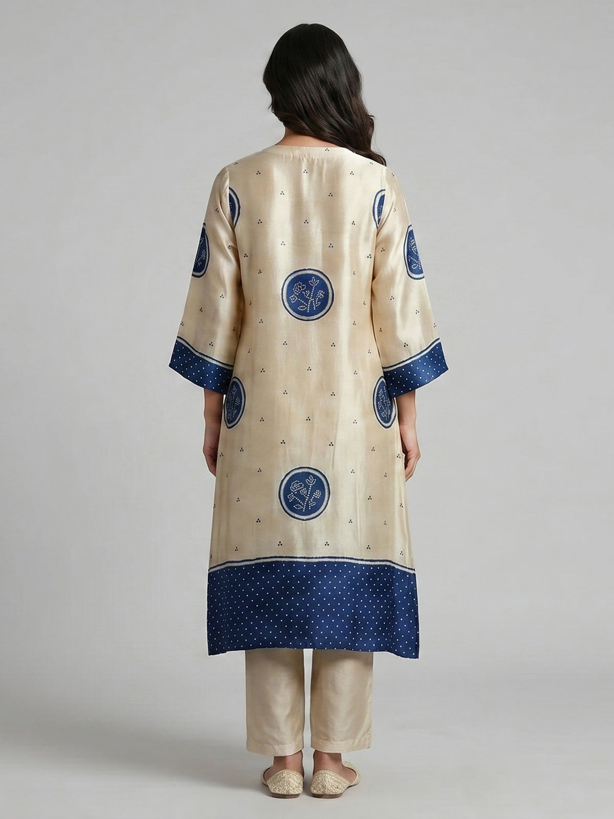 Cream blue mulmul silk printed kurti set