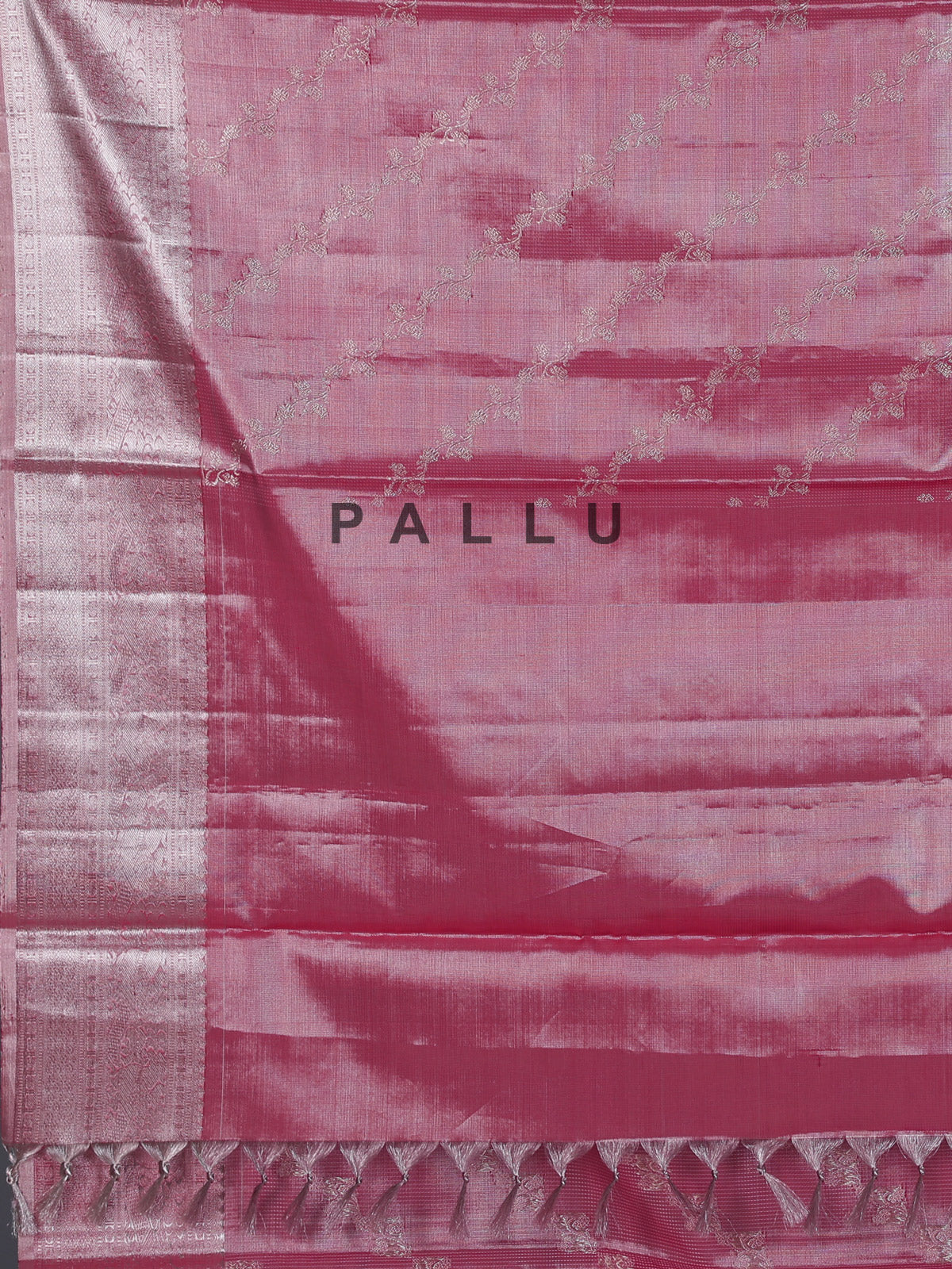 Pink saree in pure Kanjivaram silk for wedding wear