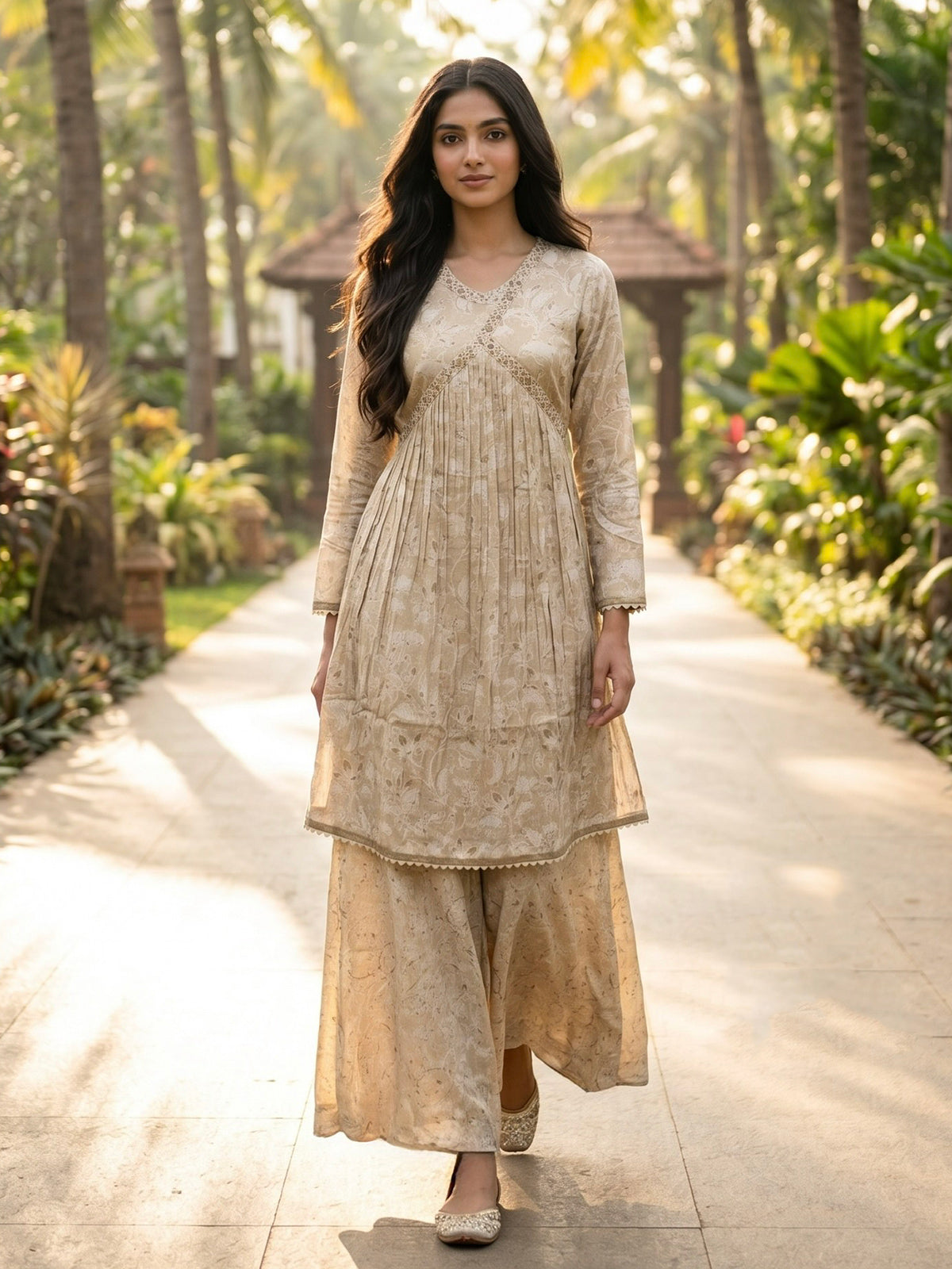 Elegant fawn beige silk blend palazzo suit
