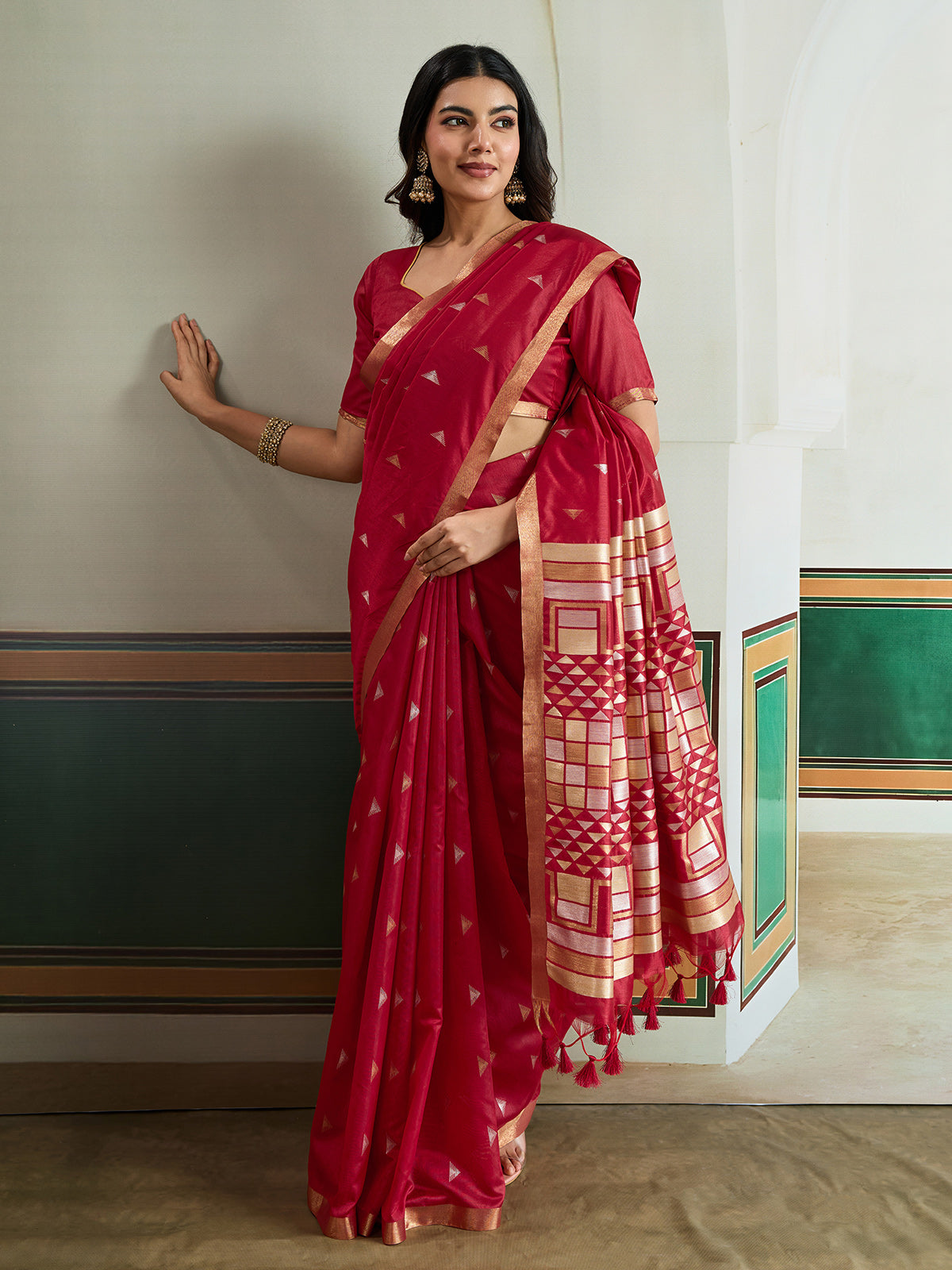 Red opulent silk festive saree ethnic elegance