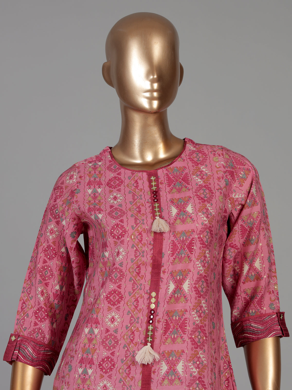 Pink cotton ethnic printed kurti set with tassel accents