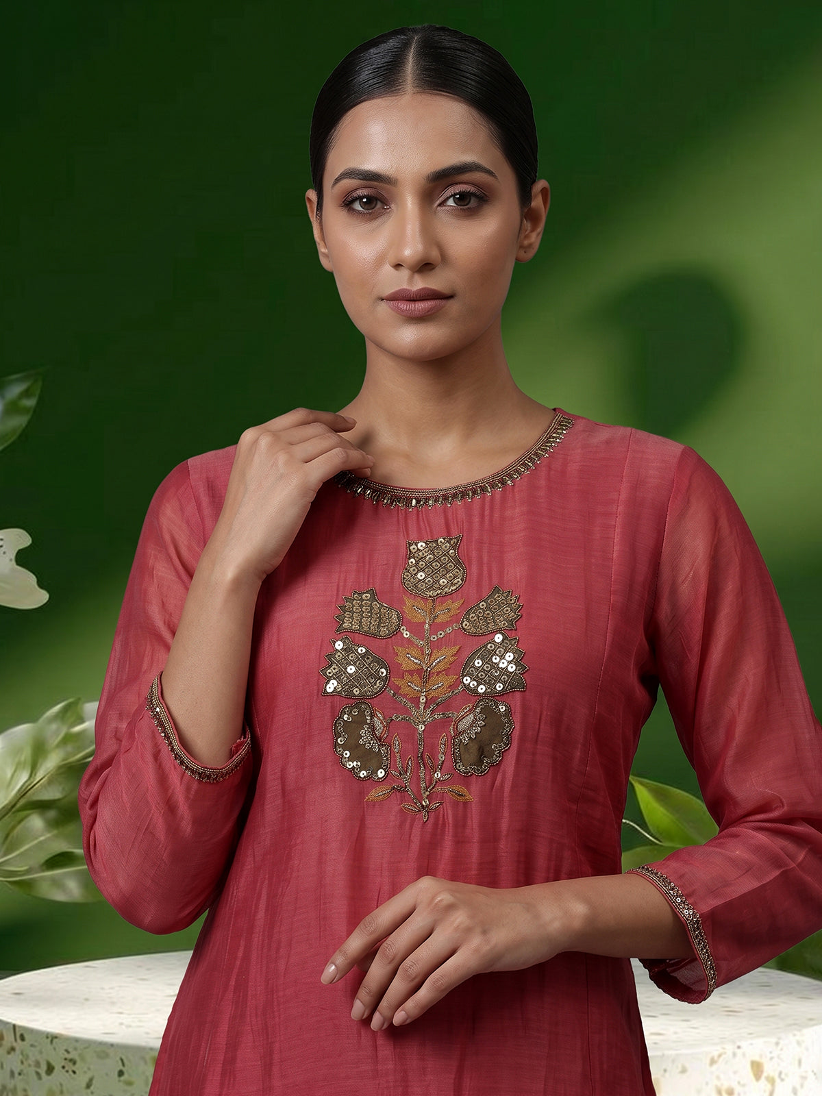 Rani pink kurti set highlighted with floral boota embroidery
