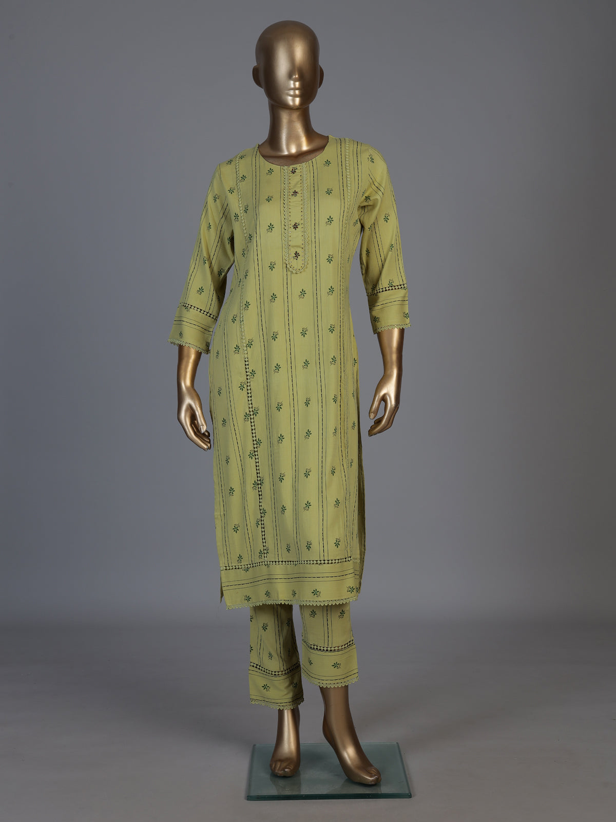 Green cotton printed straight cut kurti set with pants