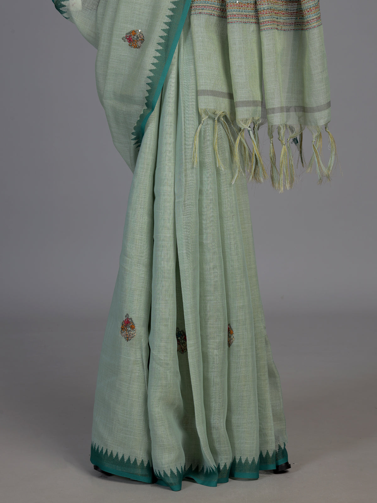 Pista green cotton silk saree with contrast border elegance