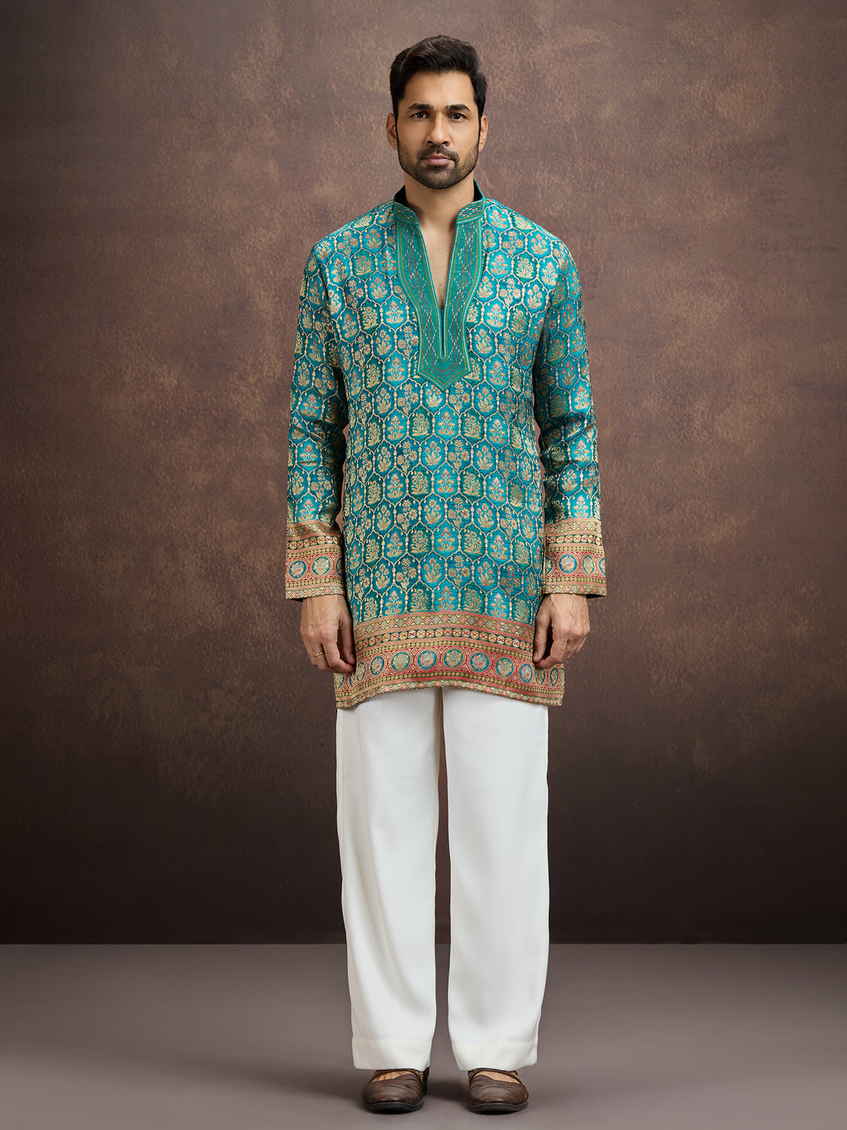 Blue geometric embroidered silk kurta pajama for men
