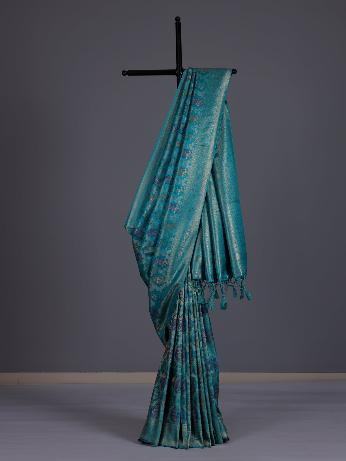 Rama blue women paisley zari saree