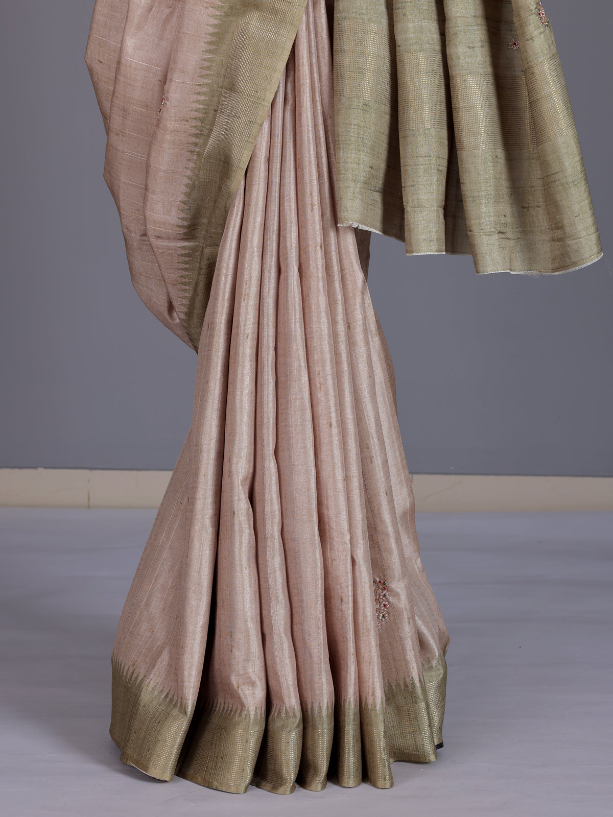 Pista green women zardosi zari saree