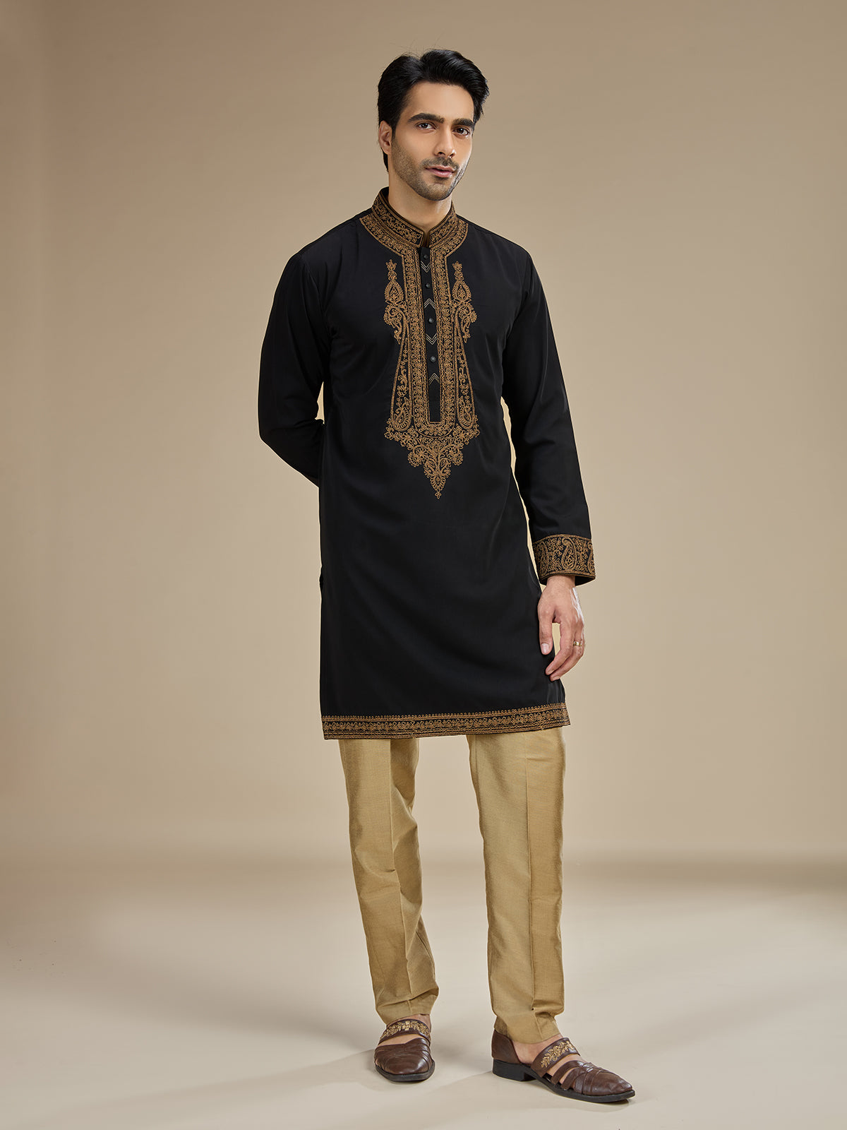Black men mughal paisley zari kurta pajama