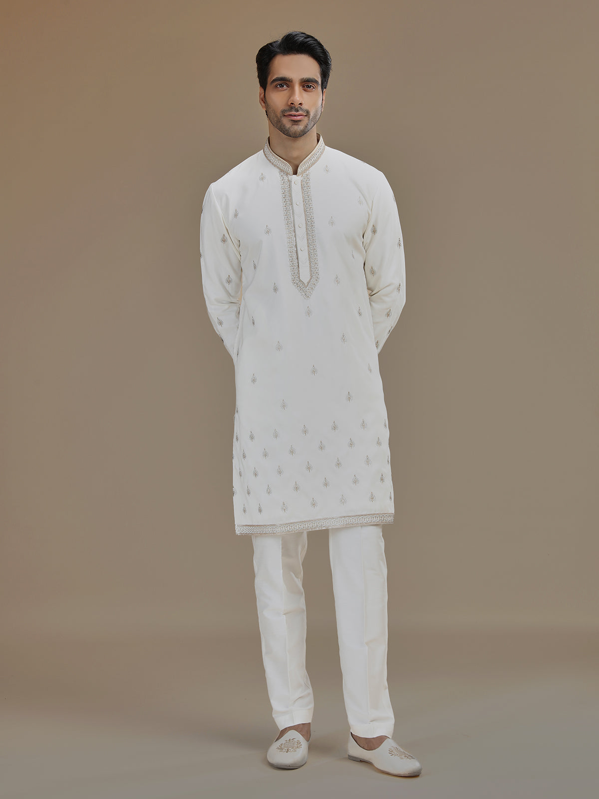 Off white royal paisley silk kurta suit for men