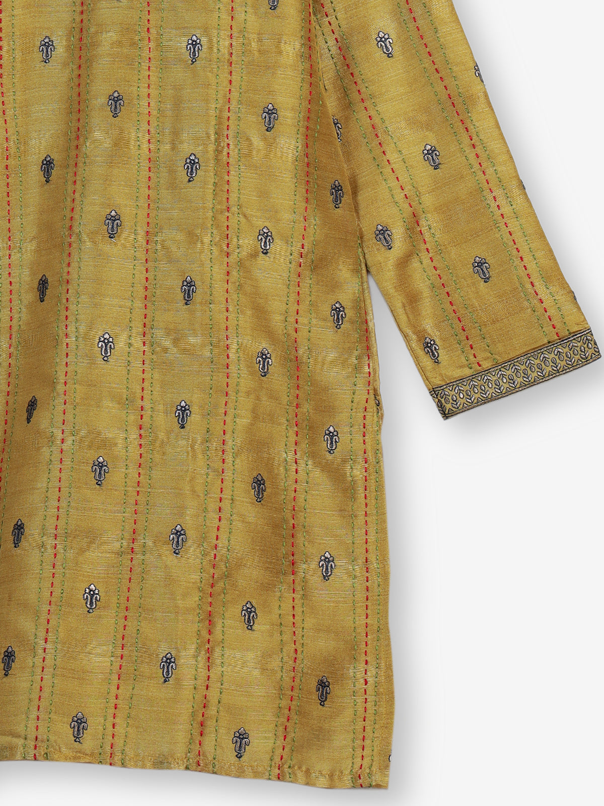 Gold silk blend kurta suit with embroidery and threadwork for men