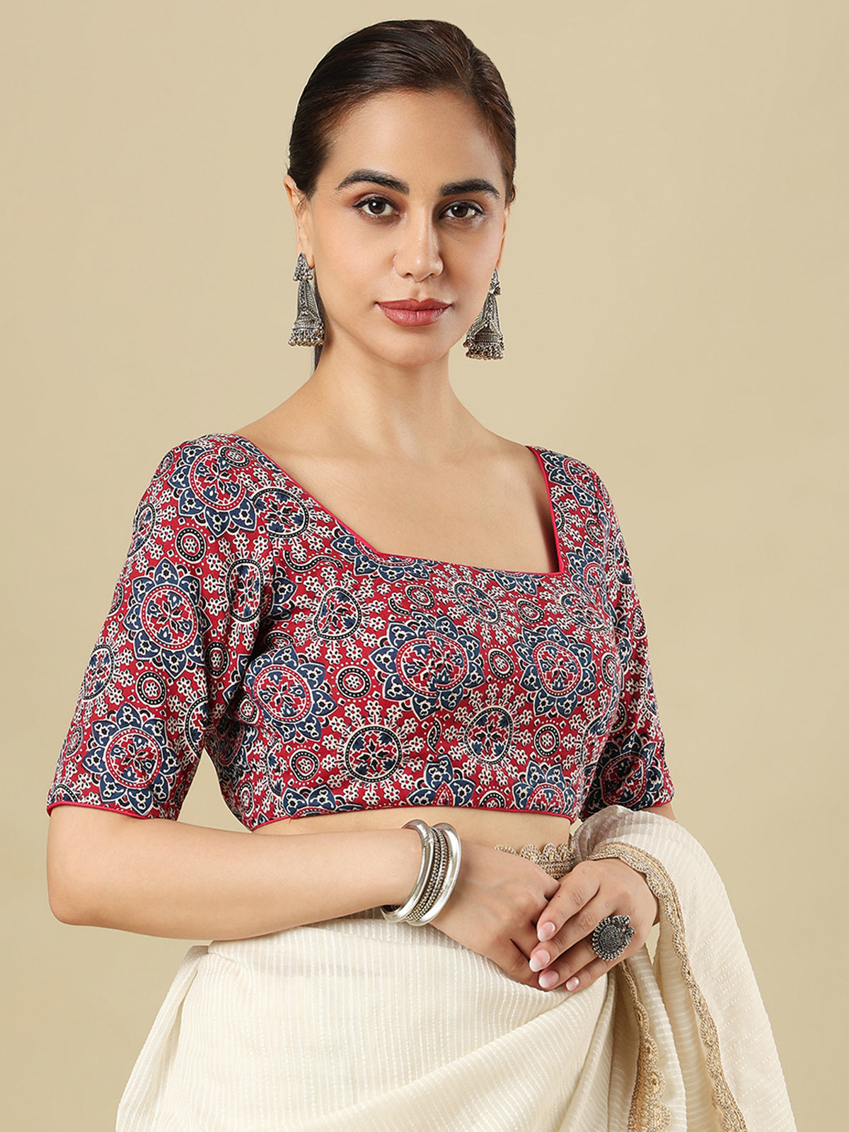 Red cotton printed blouse with square neckline and elbow sleeves