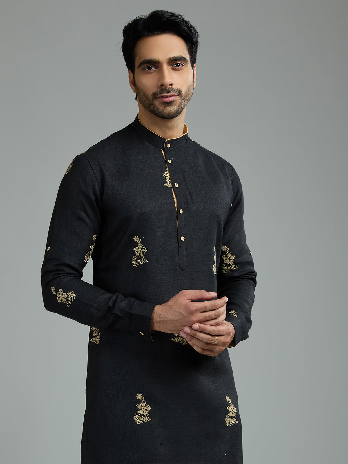 Black mens floral threadwork kurta suit