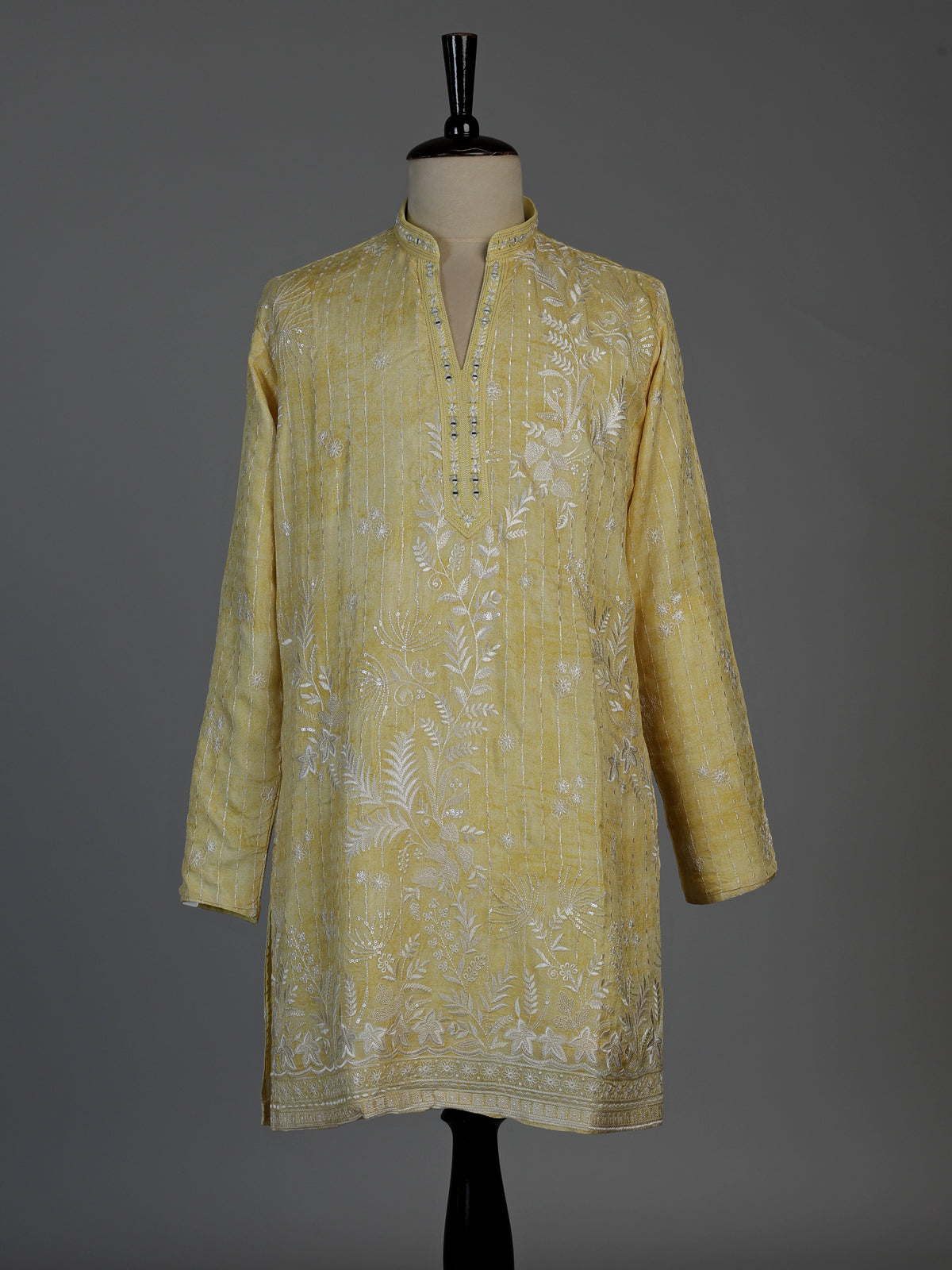 Yellow silk mens kurta suit with sparkling aabla and sequin work