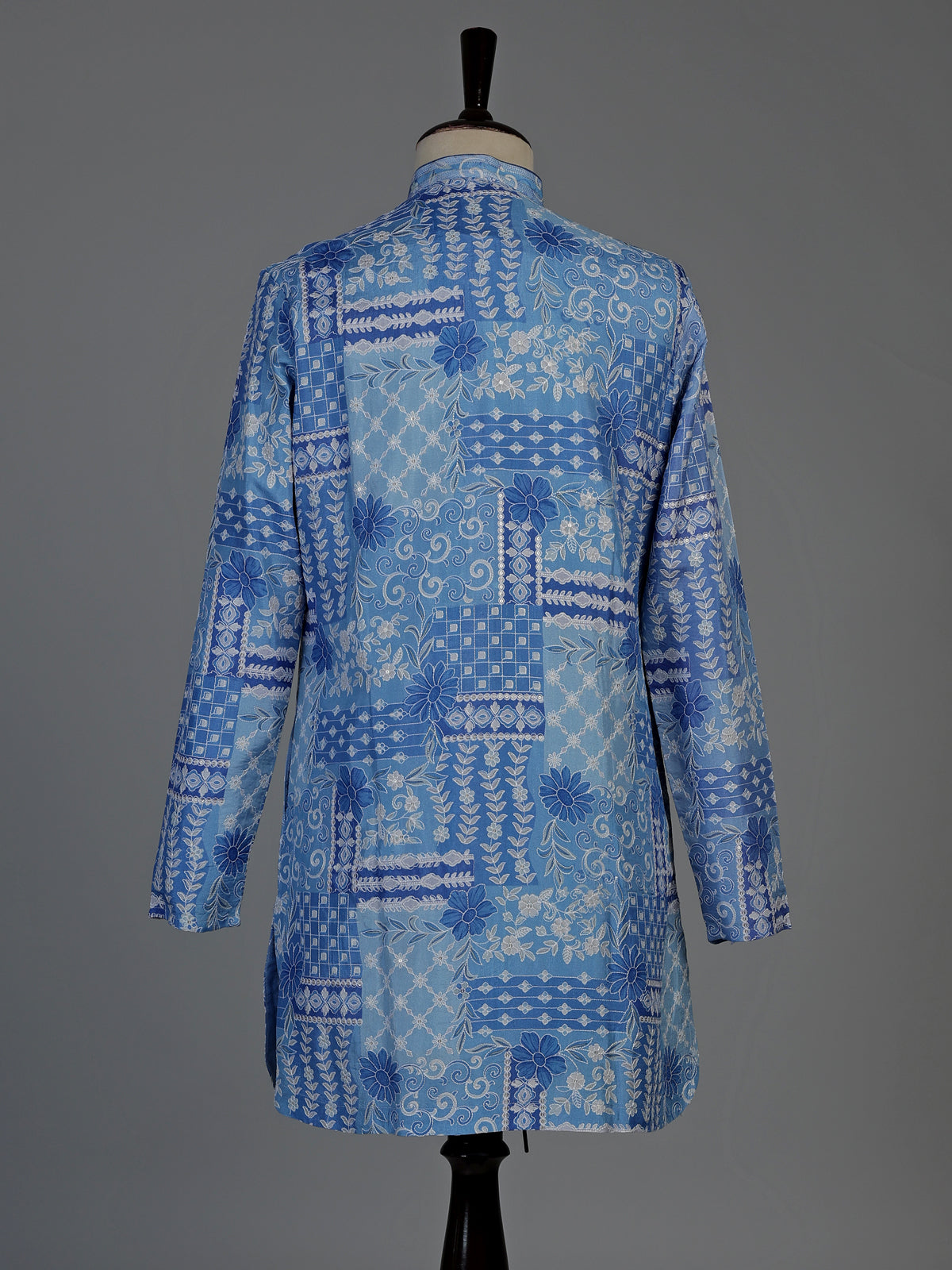 Blue silk mens kurta suit with printed dupatta and threadwork