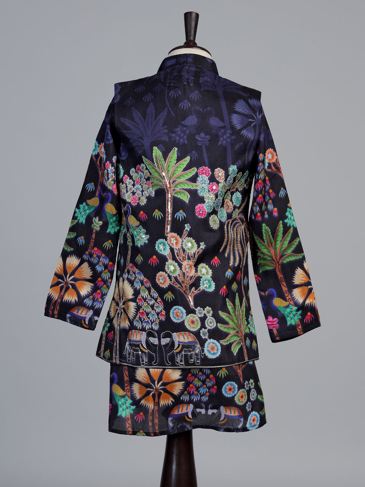 Black pichwai print boys waistcoat set