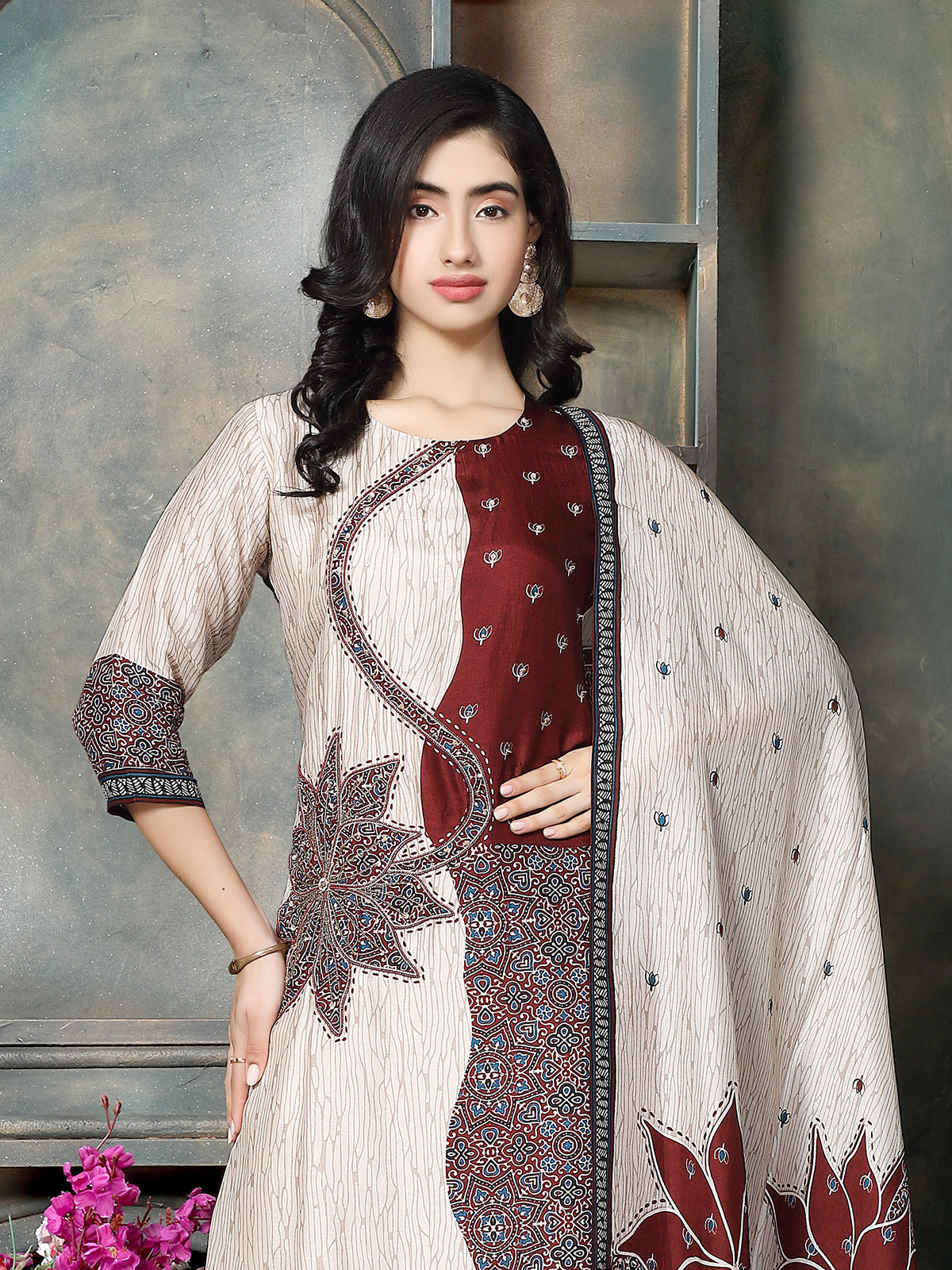 Cream rust floral printed women kurti set