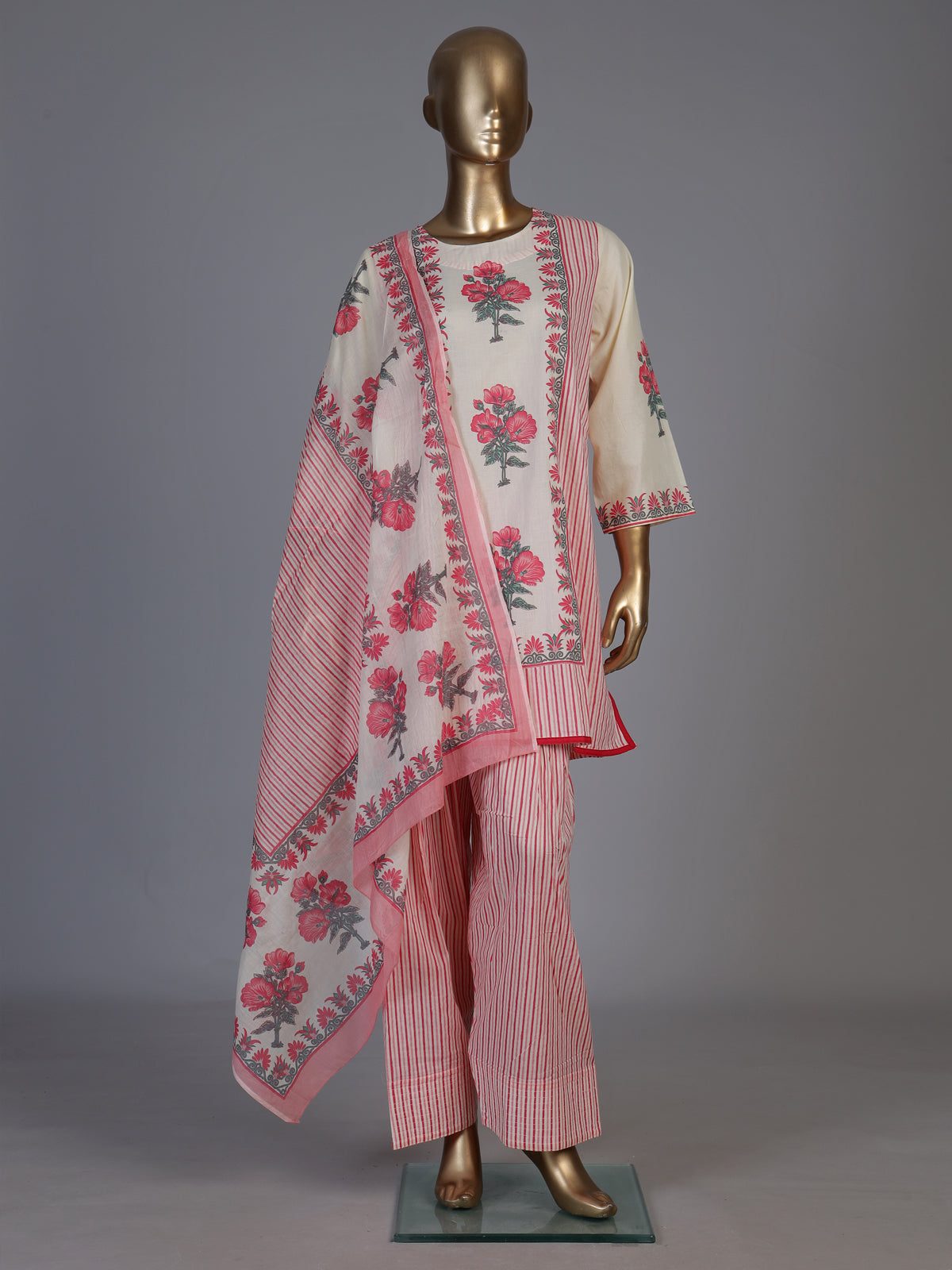 Pink cotton blend salwar suit with graceful floral printed styling