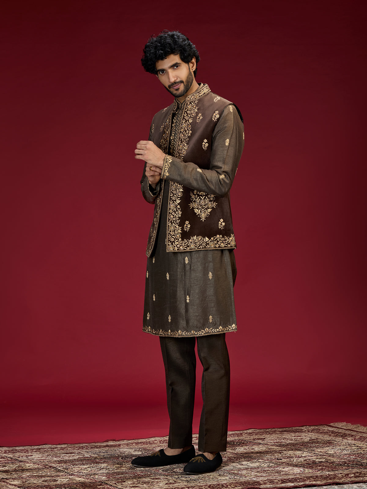 Rich brown mens waistcoat set with royal embroidery