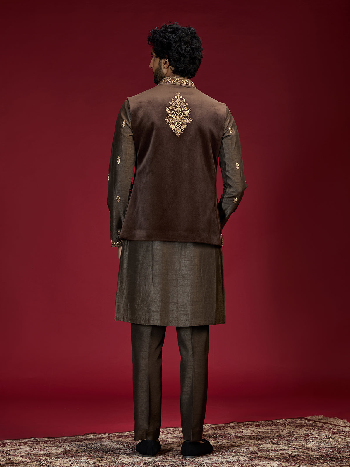 Rich brown mens waistcoat set with royal embroidery