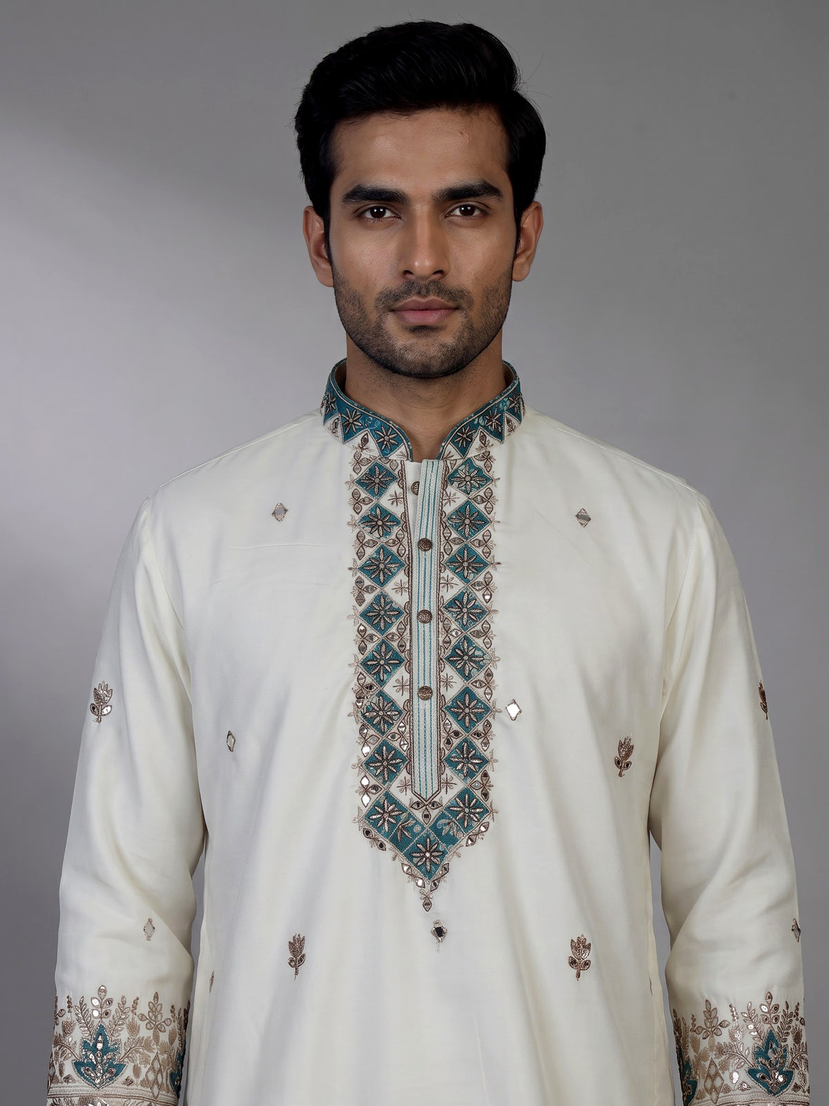 Ivory-white silk blend men kurta suit with teal bandhani stole