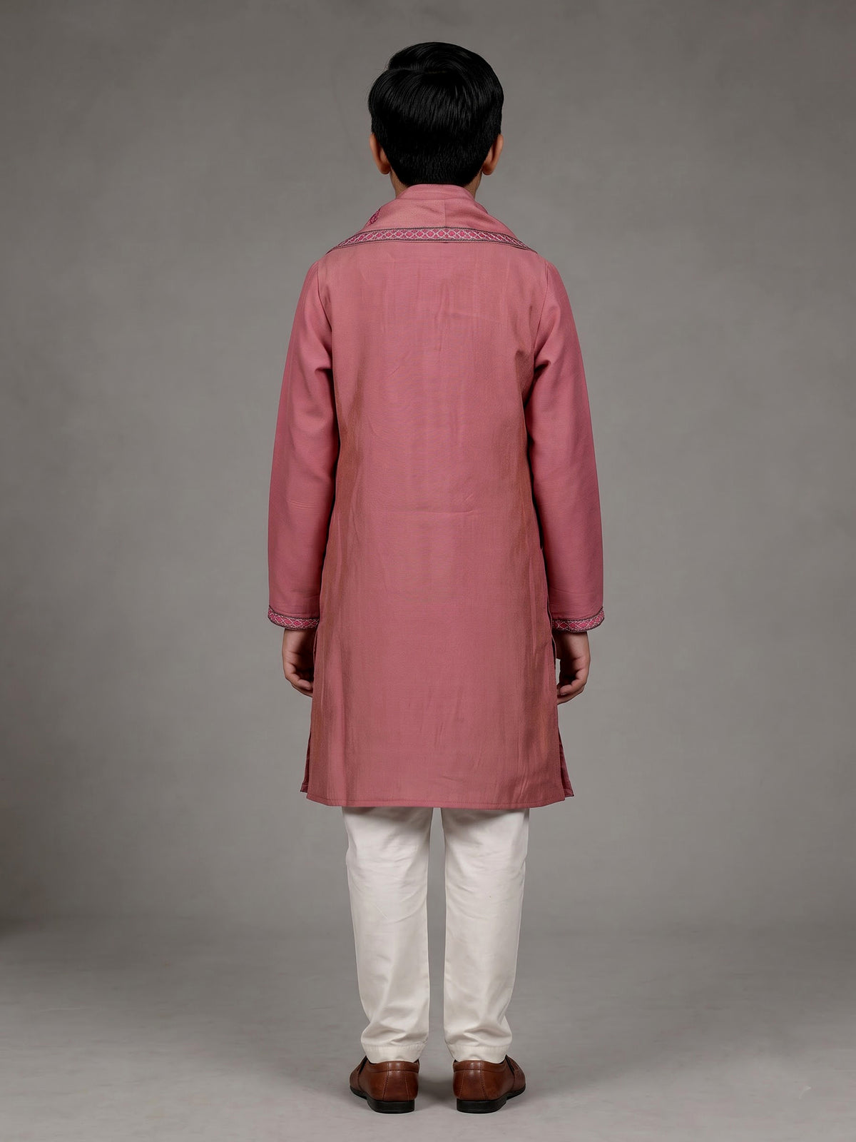 Onion pink boys silk blend kurta suit with floral dupatta