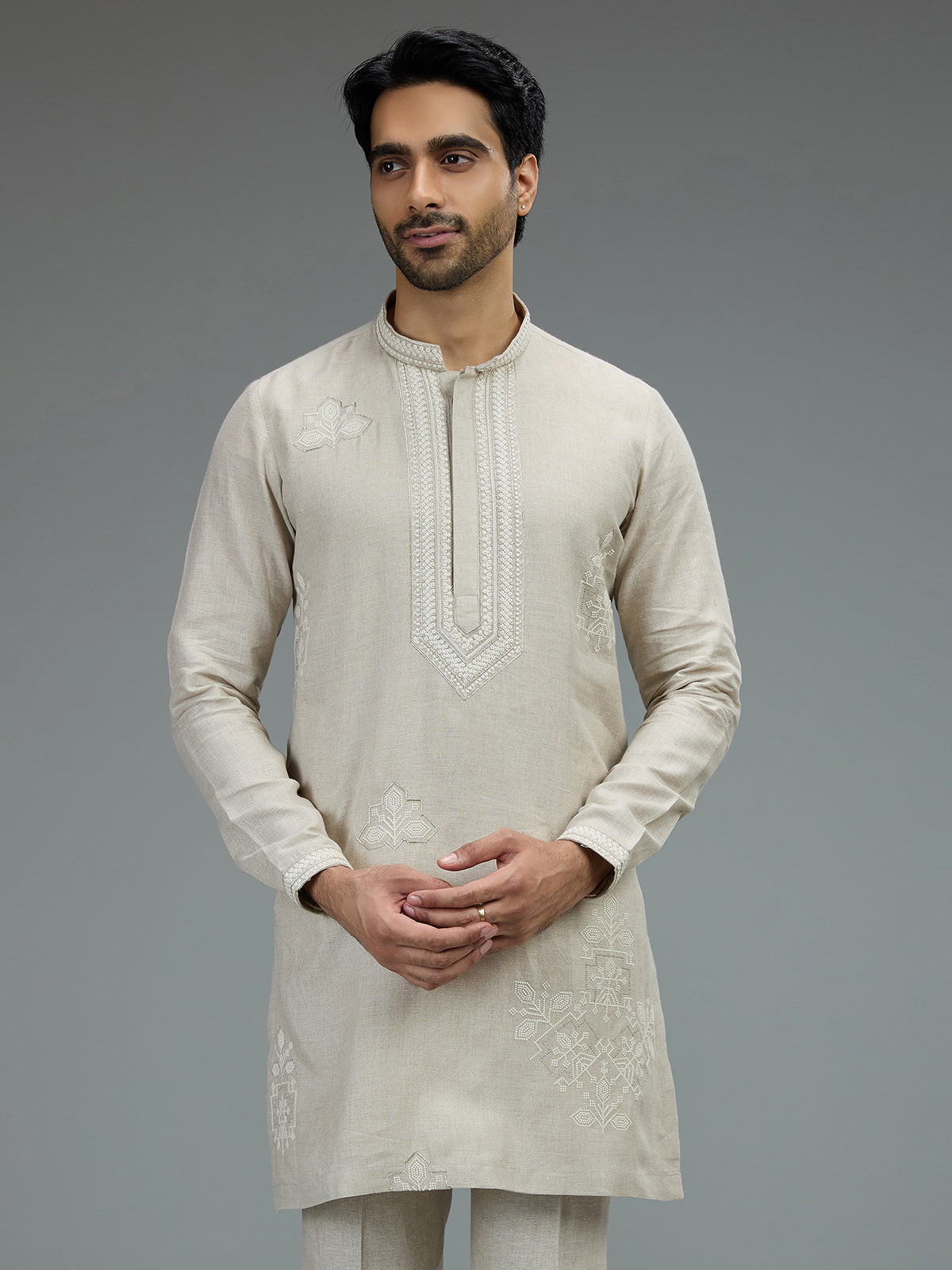 Light grey elegant mens kurta pajama with botanical embroidery