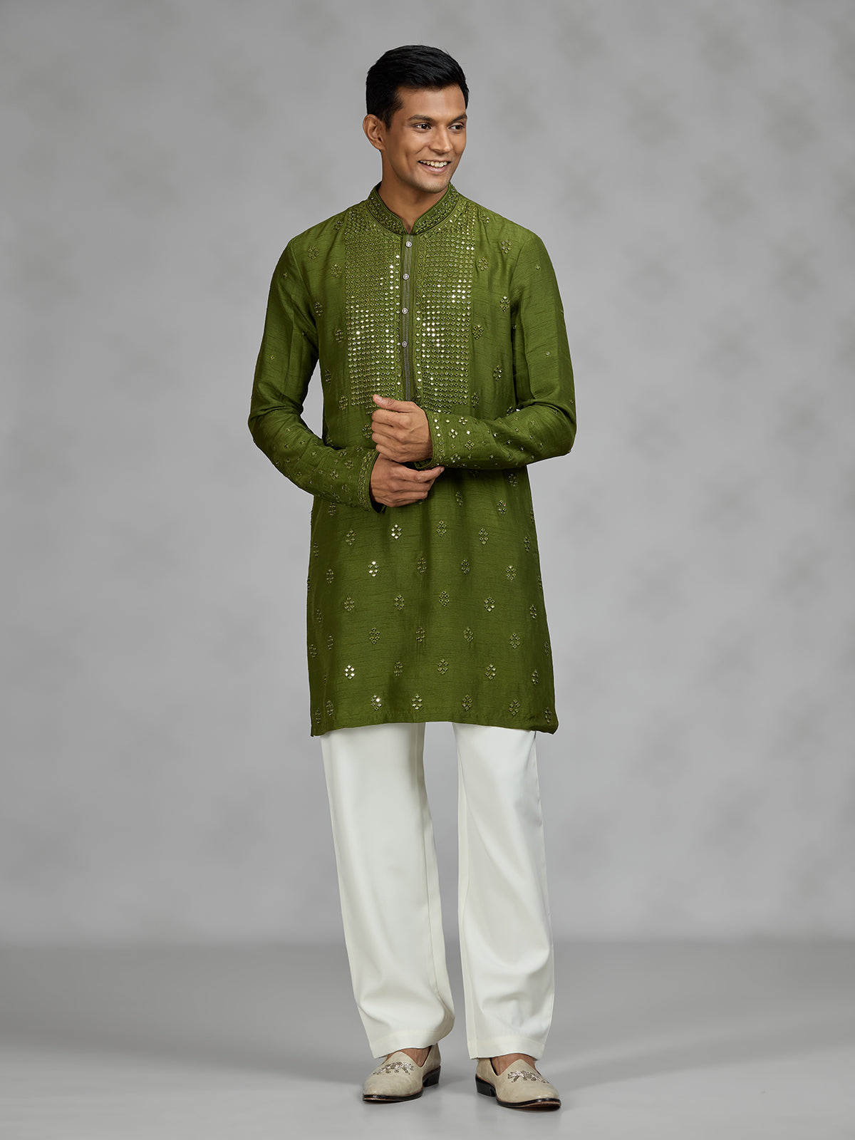 Green aabla embroidered mens kurta pajama