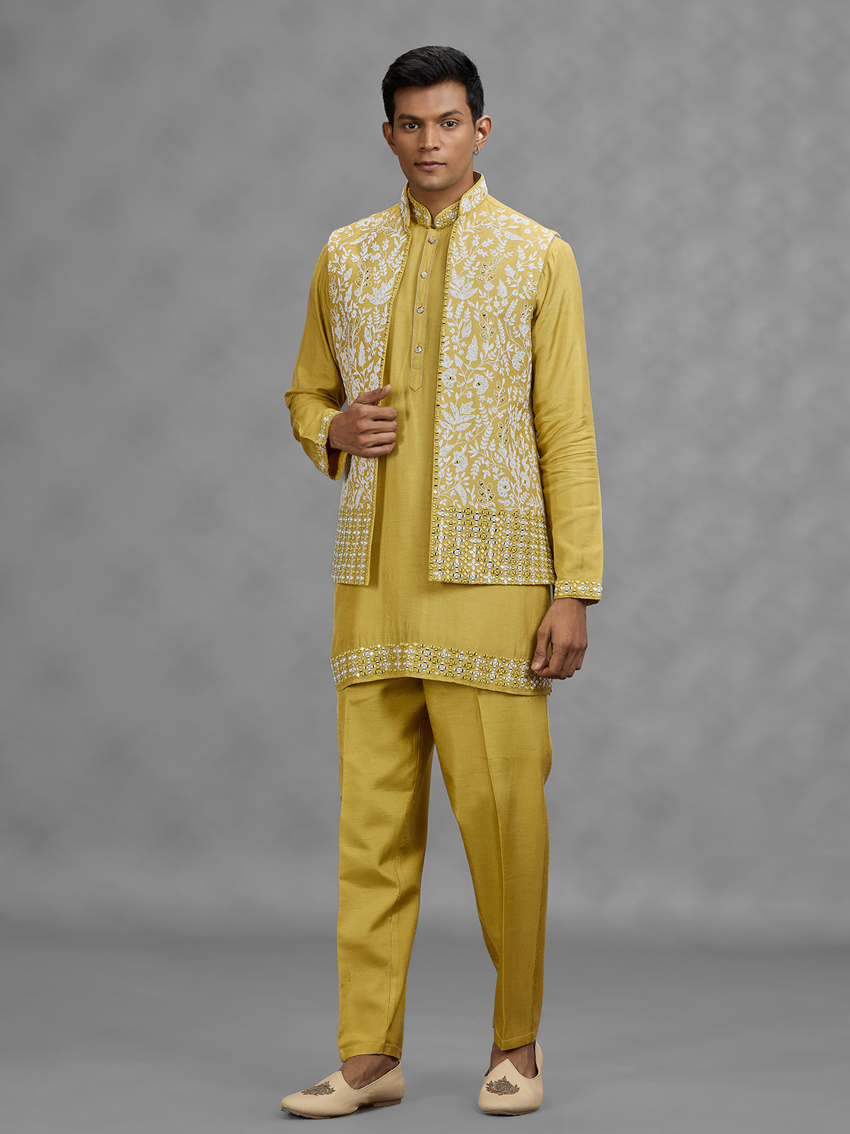 Yellow heritage mens waistcoat set