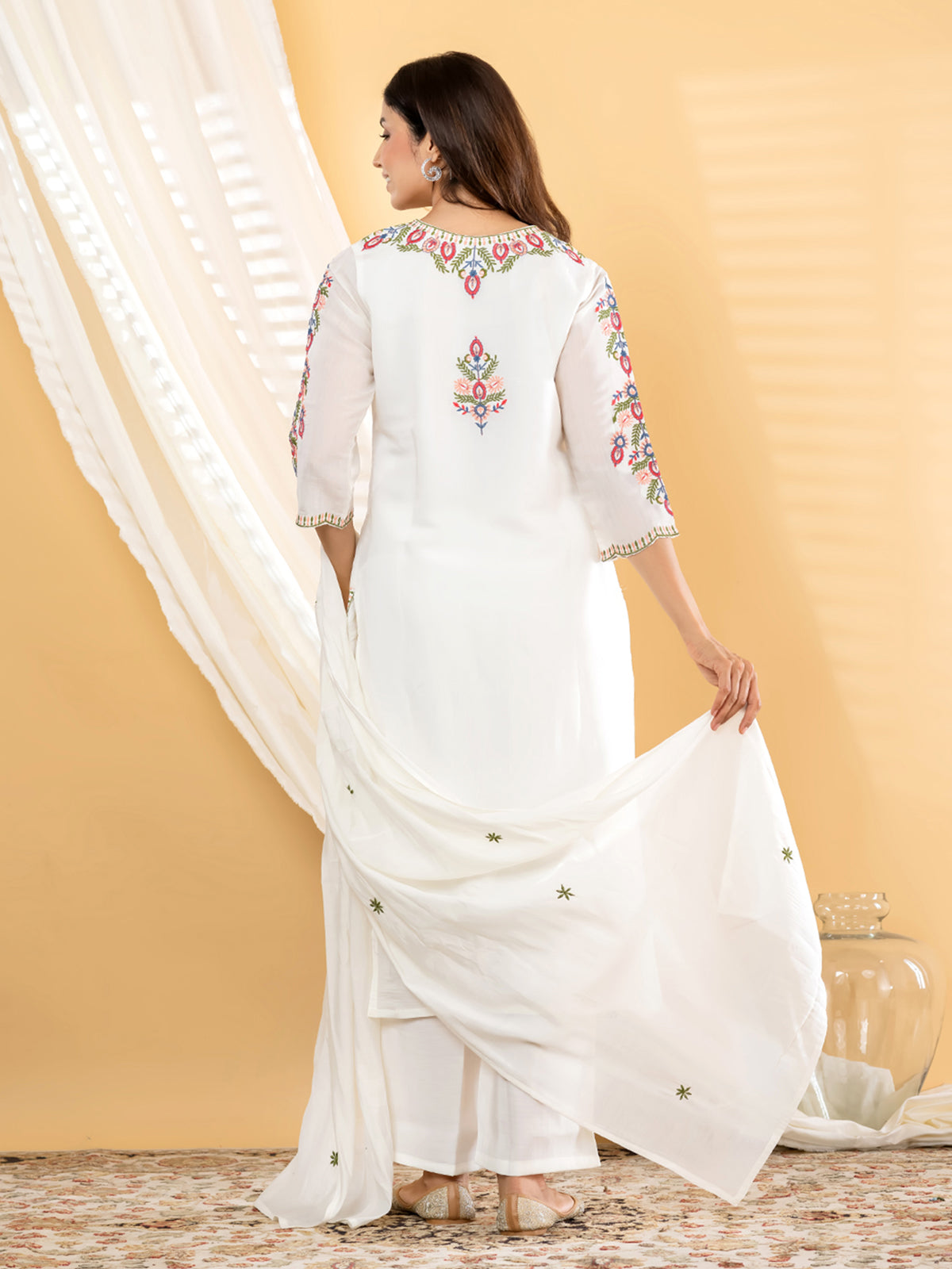 Off white kashmiri floral women kurti set