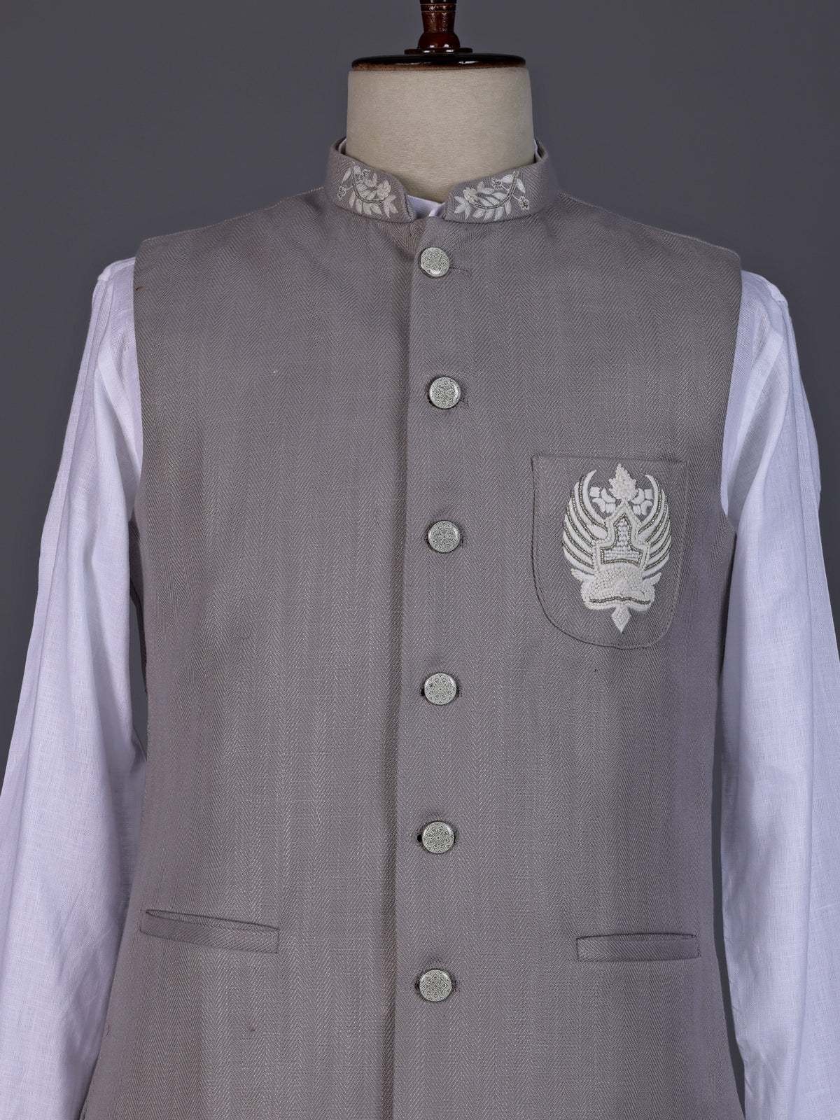 Grey and white textured cotton-silk waistcoat set with ornate buttons
