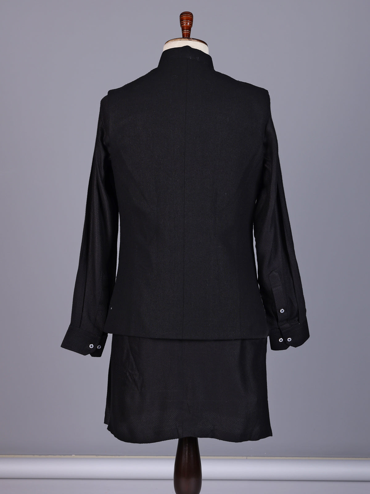 Black textured silk-blend waistcoat set with zardosi crest detailing