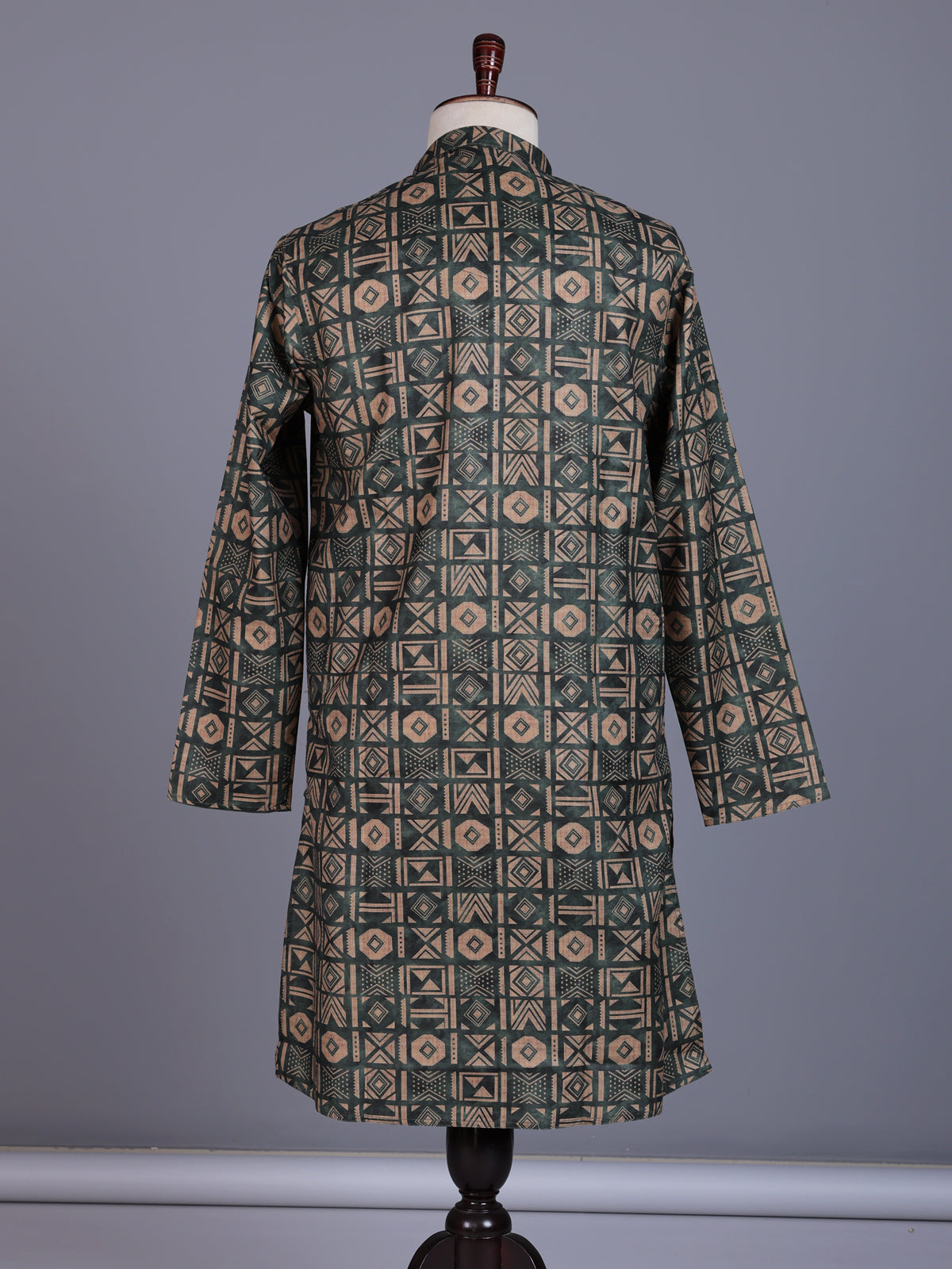 Bottle green tusser mens kurta suit with geometric tribal print