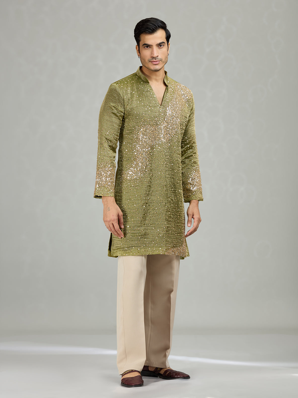 Green rhythmic wave detailing men kurta suit
