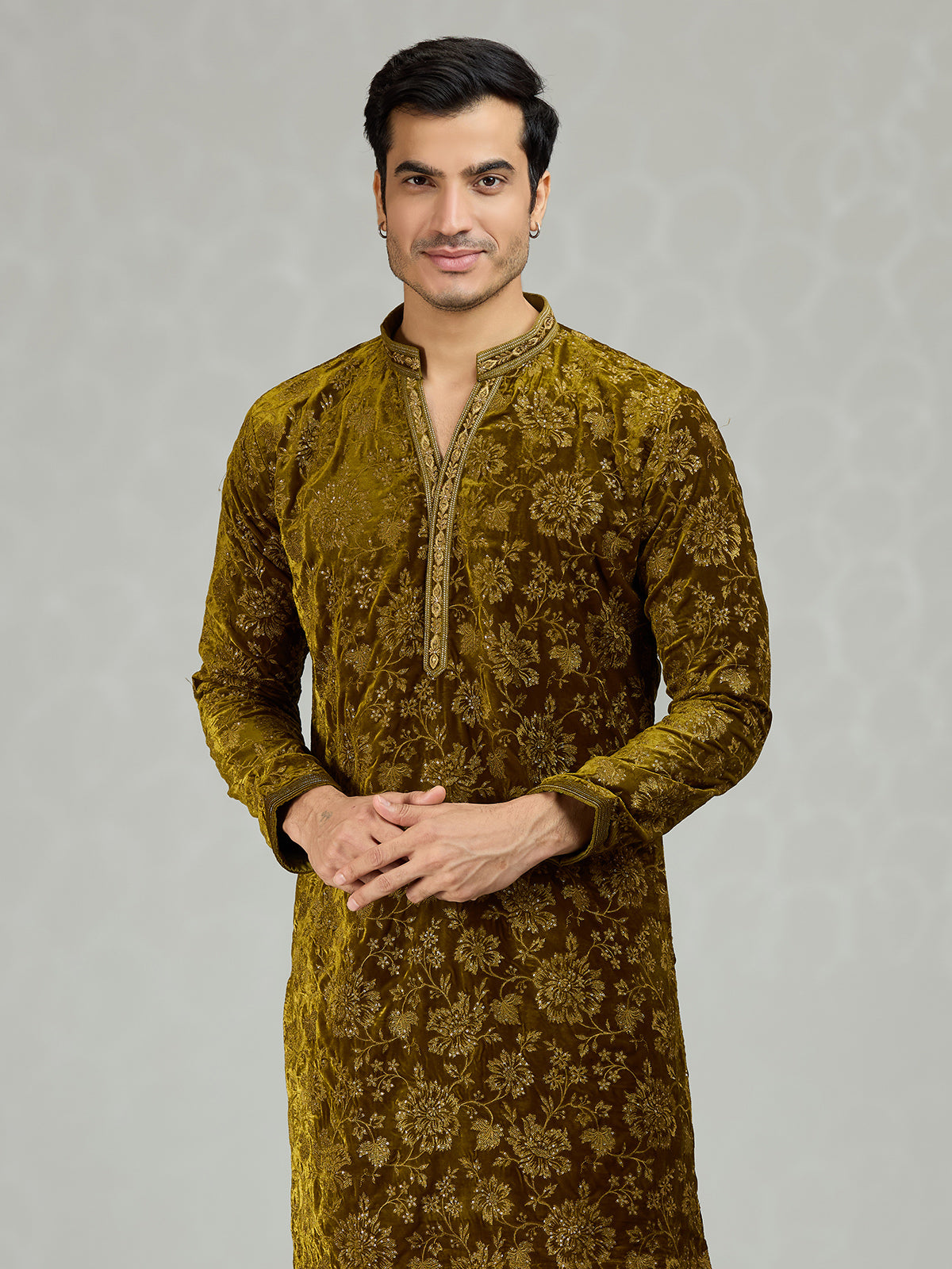 Mehendi green floral velvet grandeur men kurta suit
