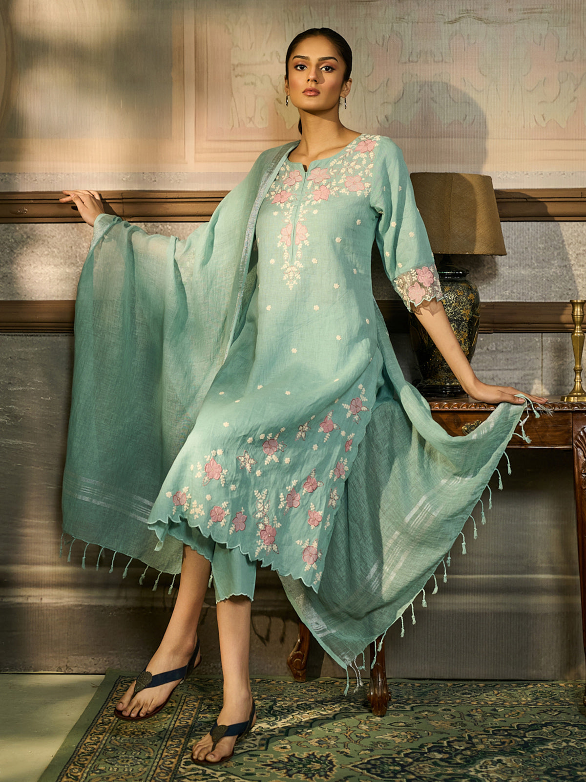 Sky blue floral threadwork women kurti set