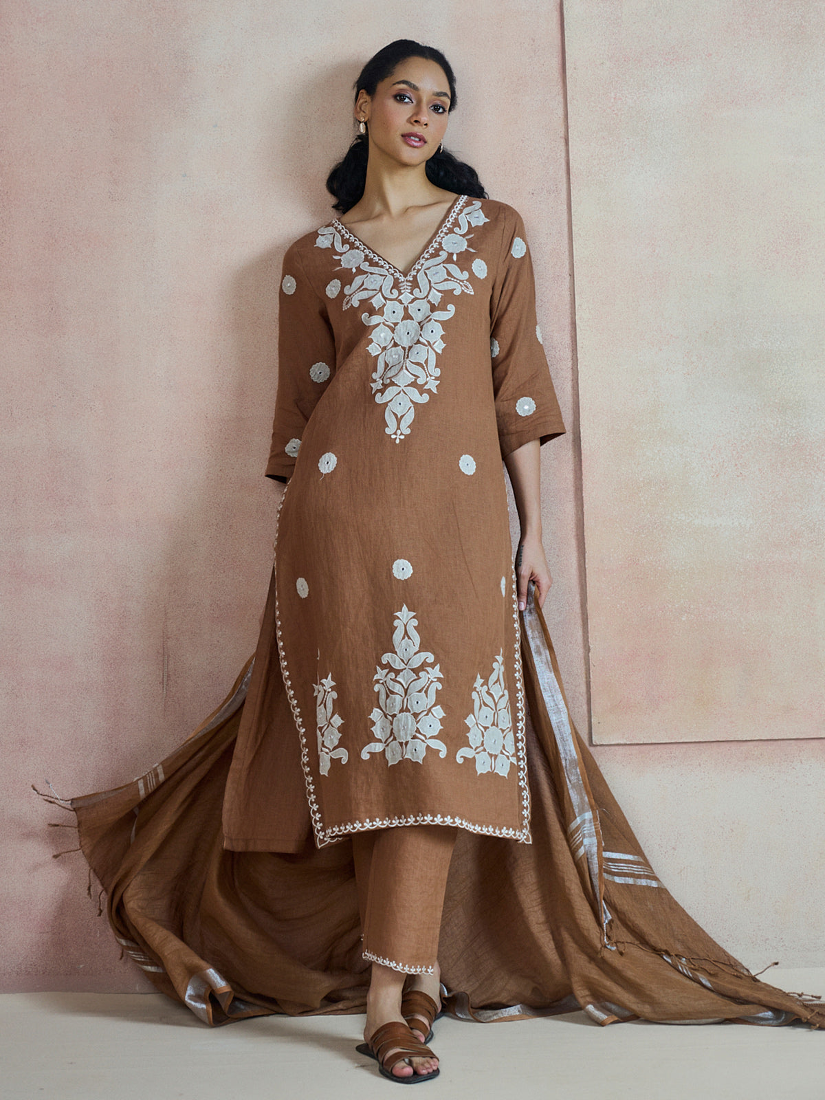 Brown aabla floral border women kurti set
