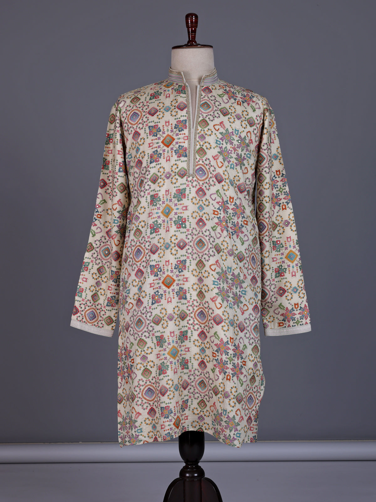 Cream chanderi silk mens kurta with kaleidoscopic floral sequin embroidery